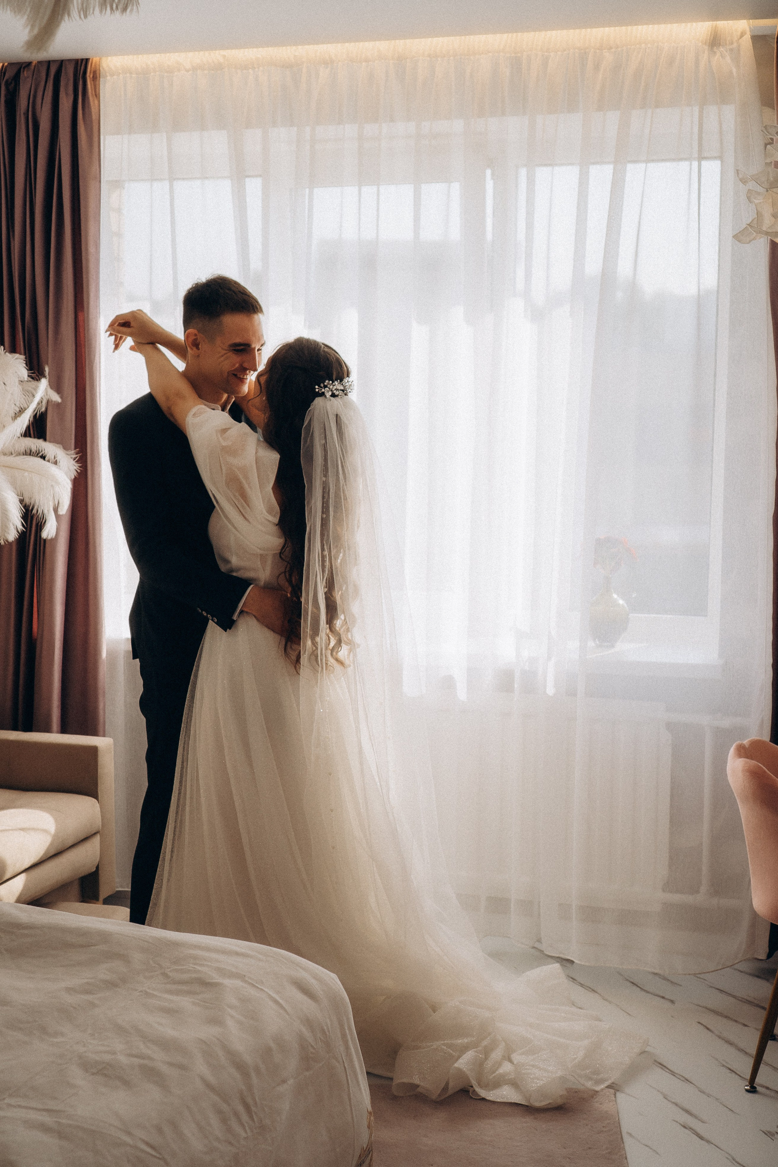 СВАДЕБНАЯ СЬЕМК В ПАРКЕ 300-ЛЕТИЯ. Профессиональный фотограф, Санкт-Петербург — Виктория Богомолова