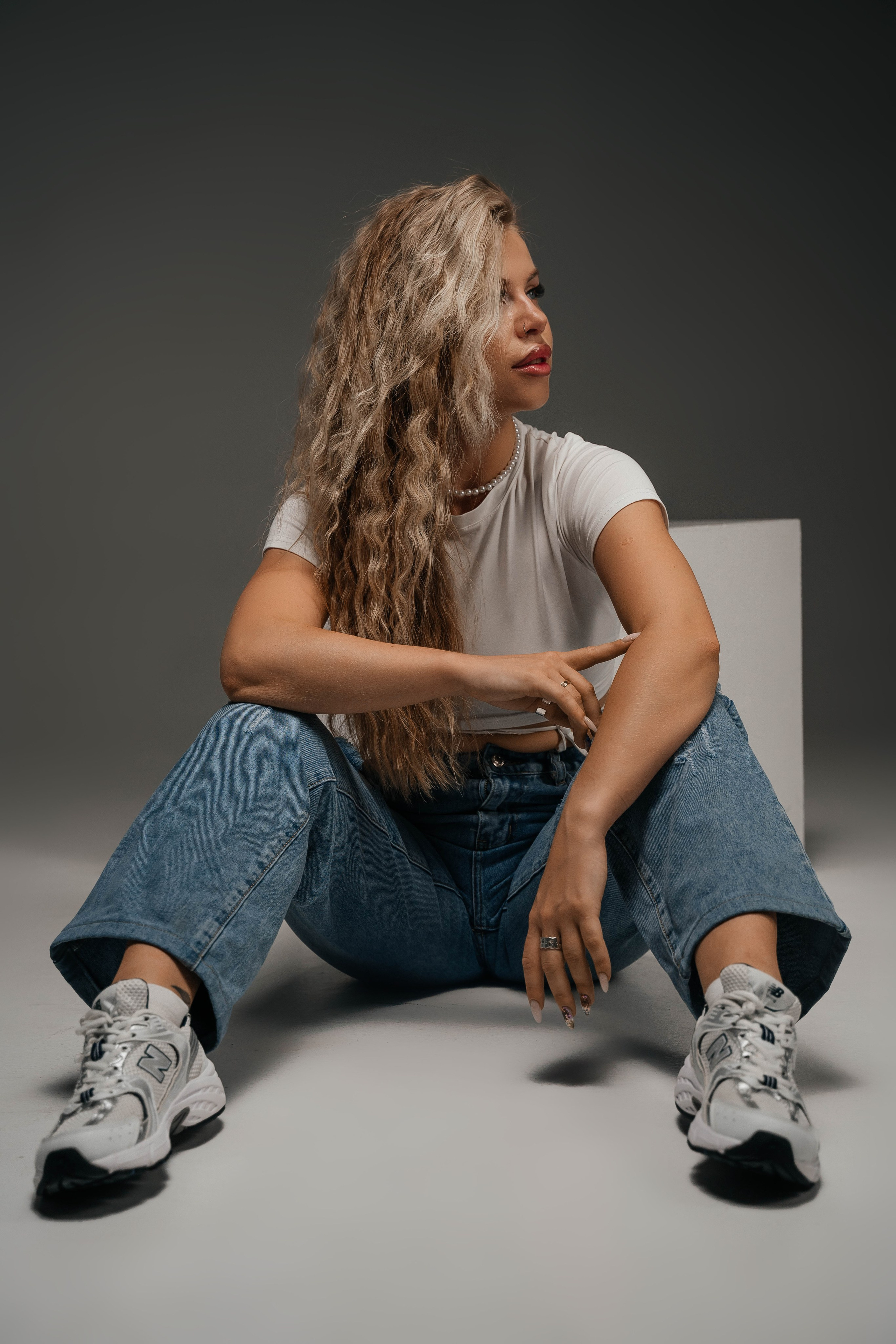 Студийный минимализм. Виктория Алпеева — фотограф по любви