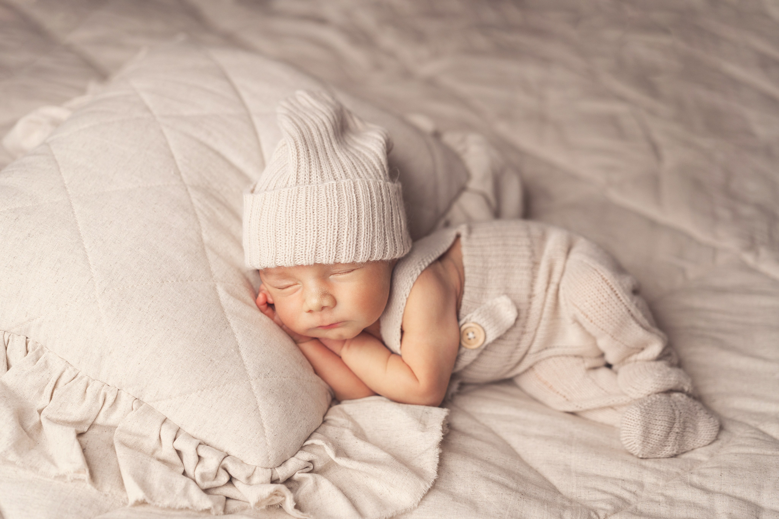 Natural (0-60 дней от роду). Фотограф новорожденных в Ялте