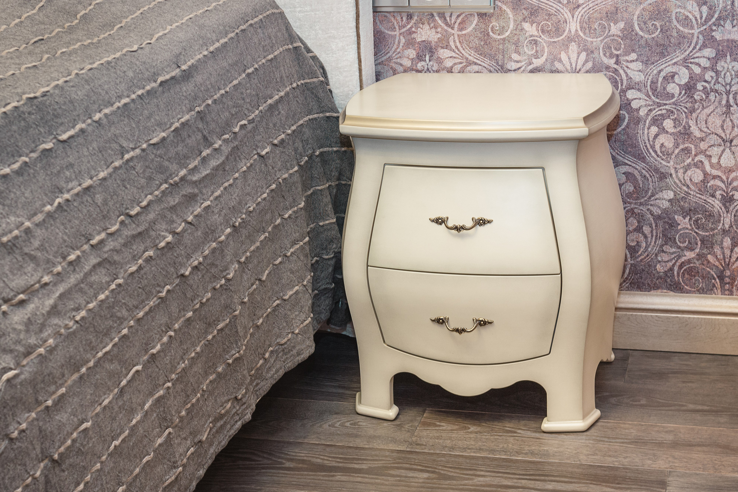 Тумба прикроватная. Студия дизайна интерьера RISE DESIGN STUDIO