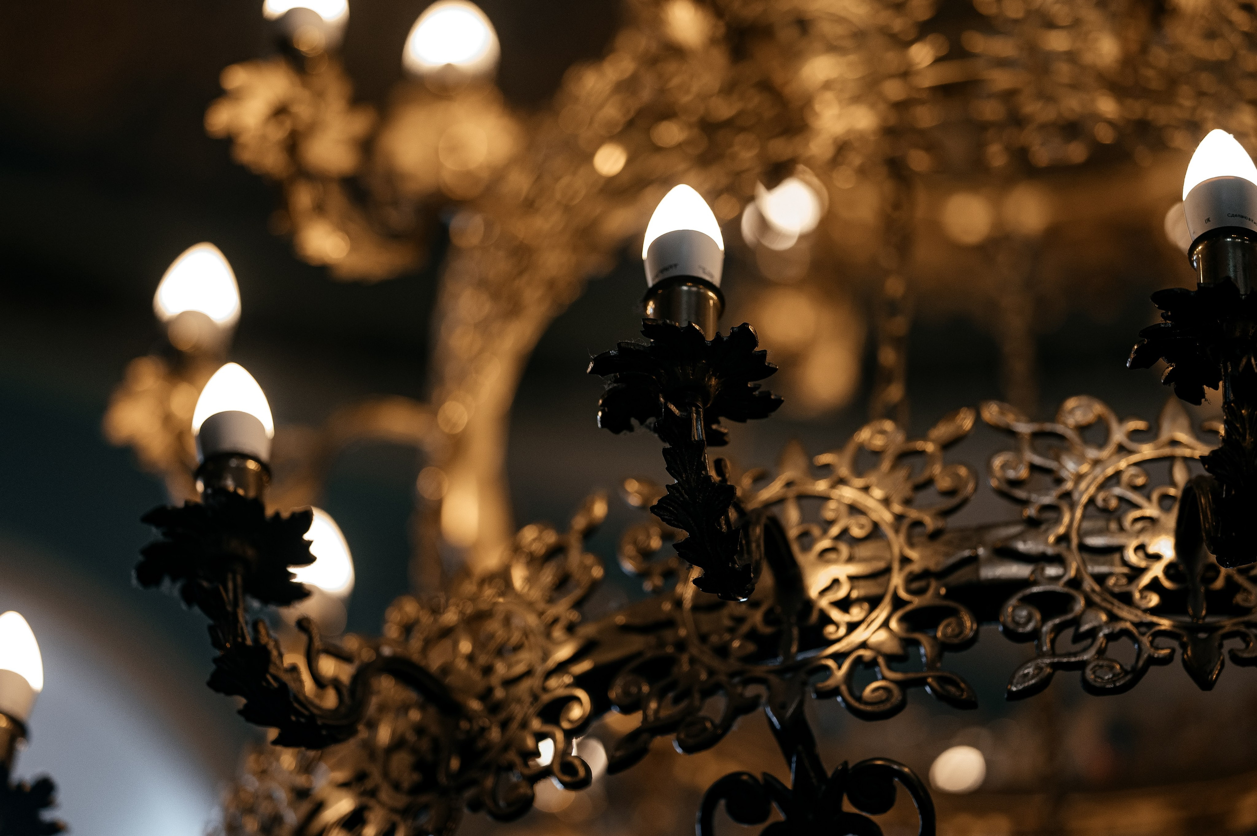 Свадьба с венчанием в Щелково. Прогулка в Гребнево, ресторан Кинза, отель Премиум. Свадебный и семейный фотограф Виктория Носачёва. Щелково, Москва и МО