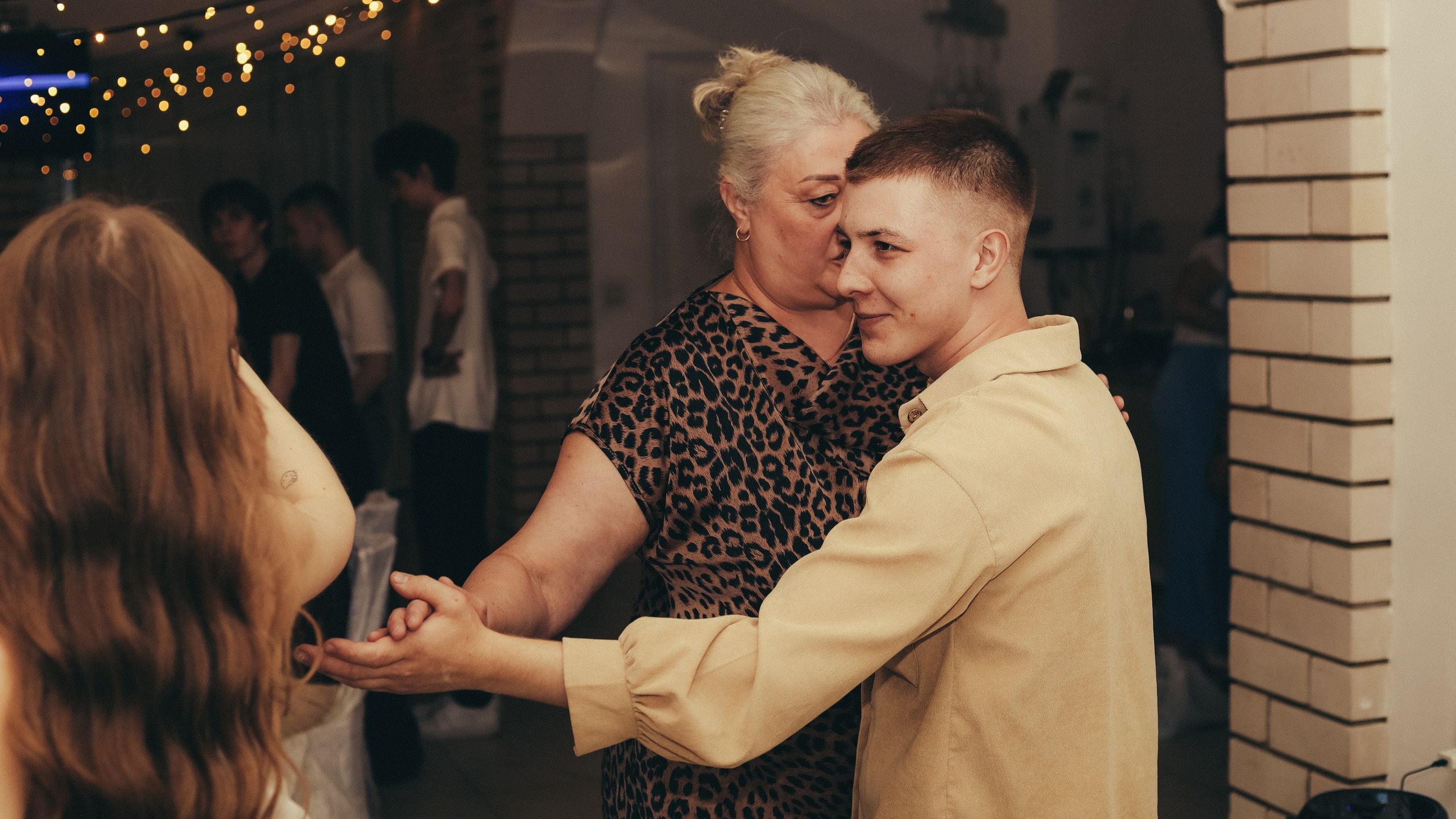 Wedding. Sun Betty — кинофотограф Элизабет