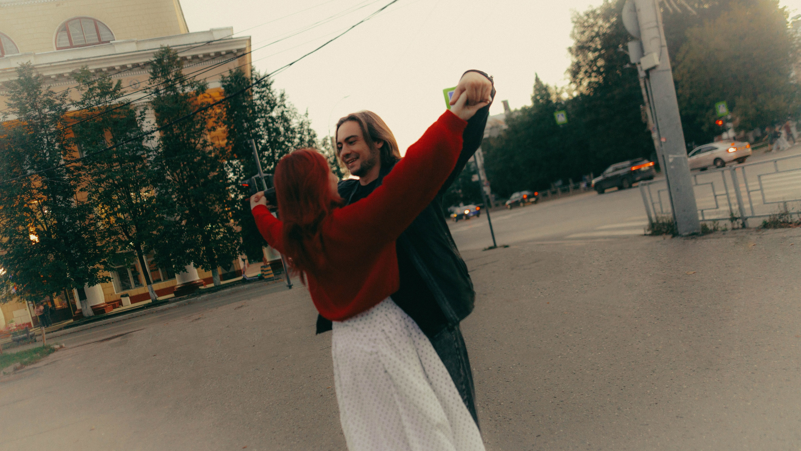 Если я буду танцевать, то только с тобой. Sun Betty — кинофотограф Элизабет
