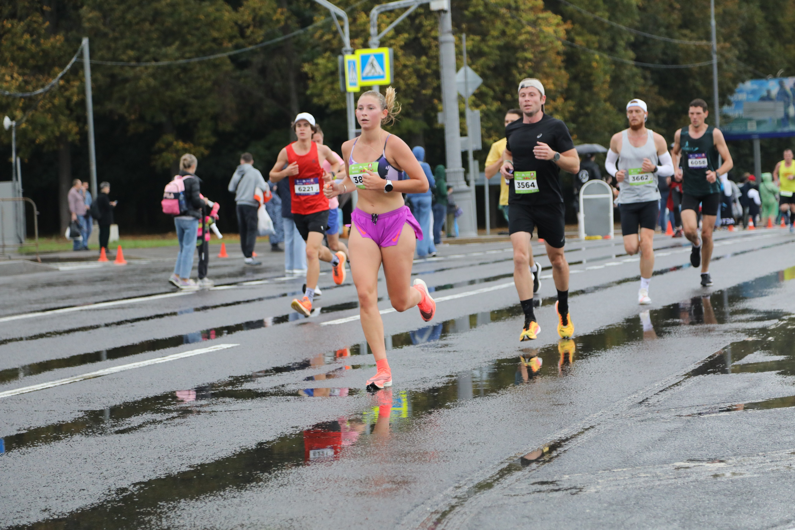Полумарафон Моя столица, 1 октября 2023 г. Фотограф Сергей Ловкий