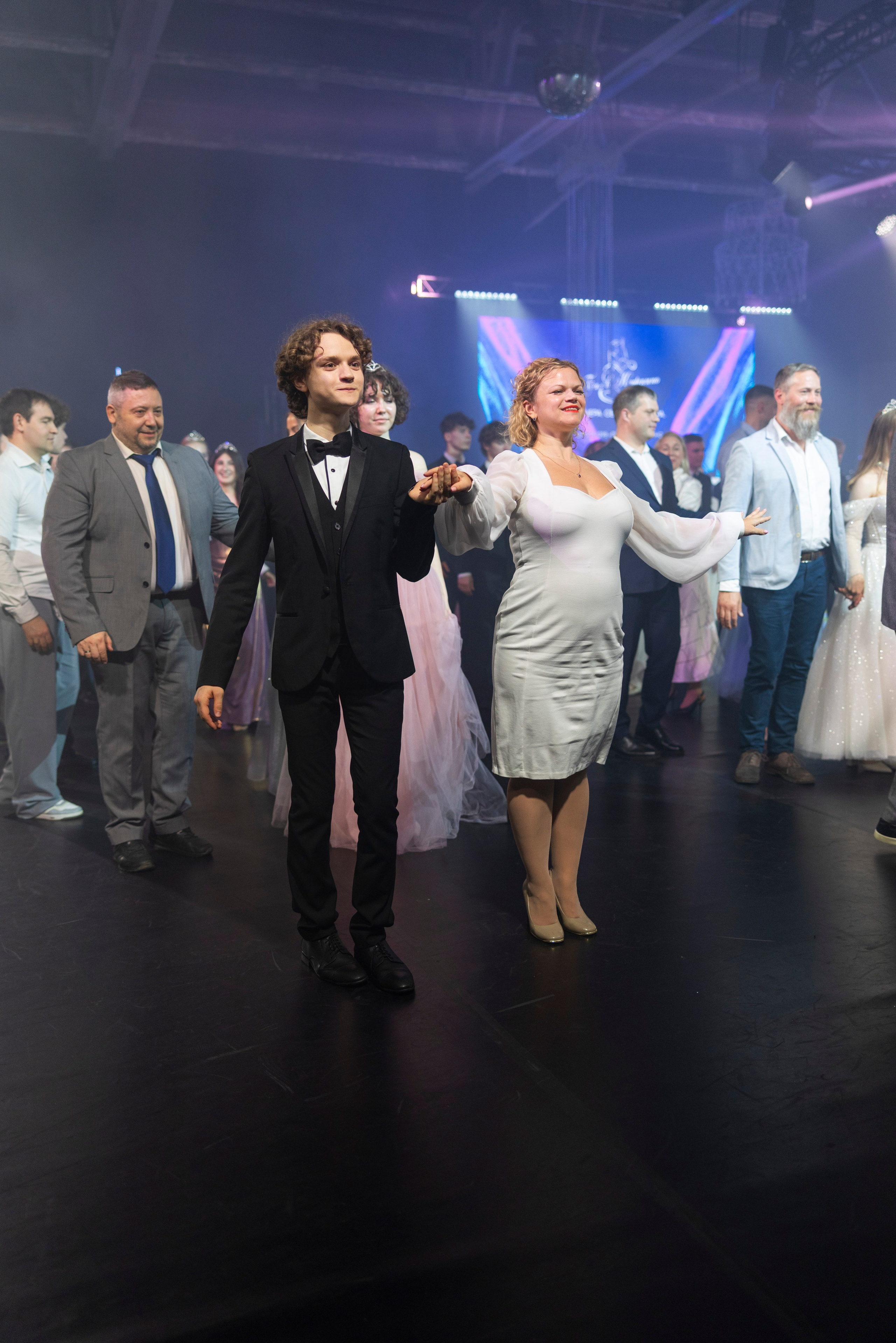 Бал Куркино. Фотограф Сергей Ловкий