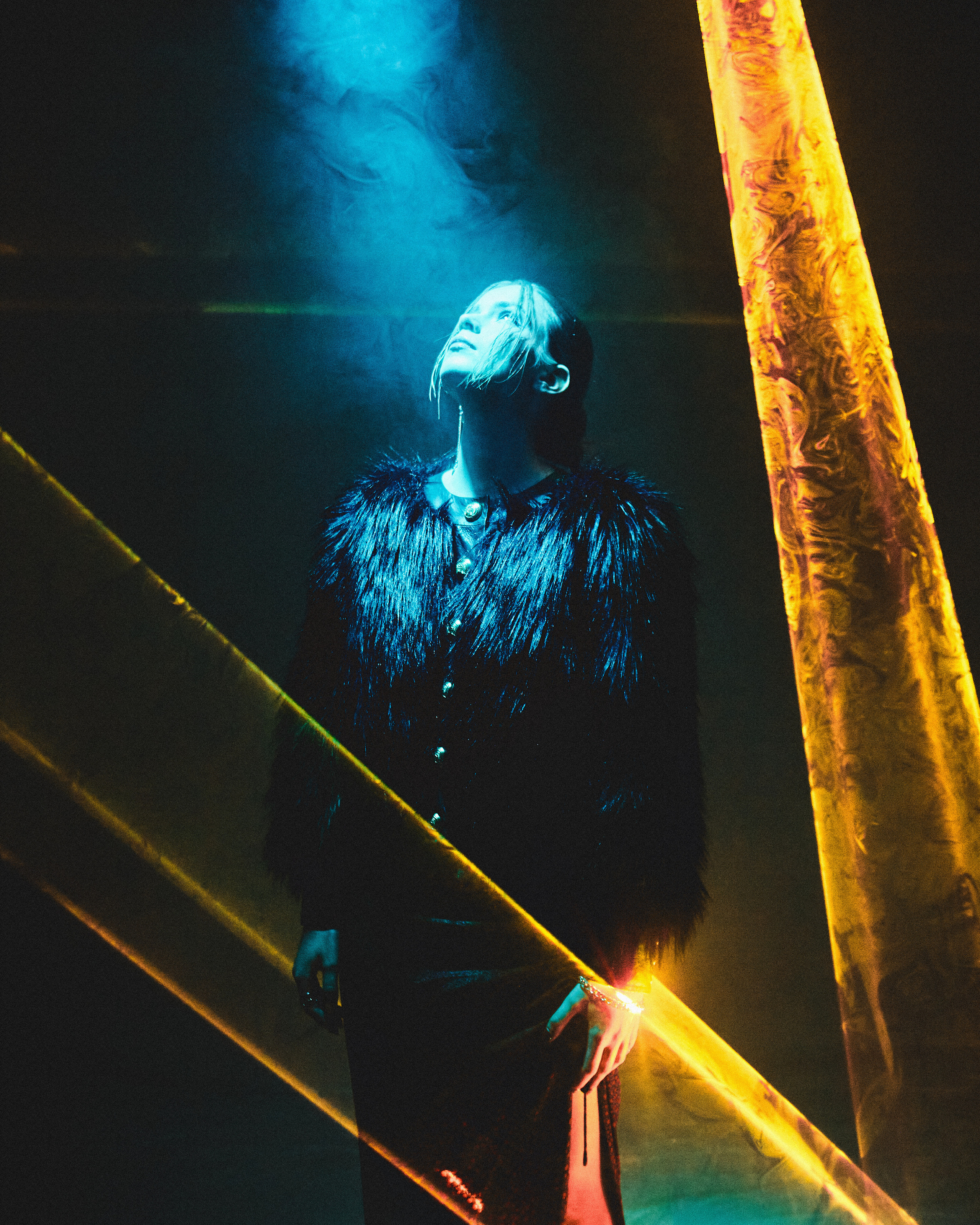 MARIA — LASER SHOOT. DINIS MUSTAFIN | PHOTOGRAPHY