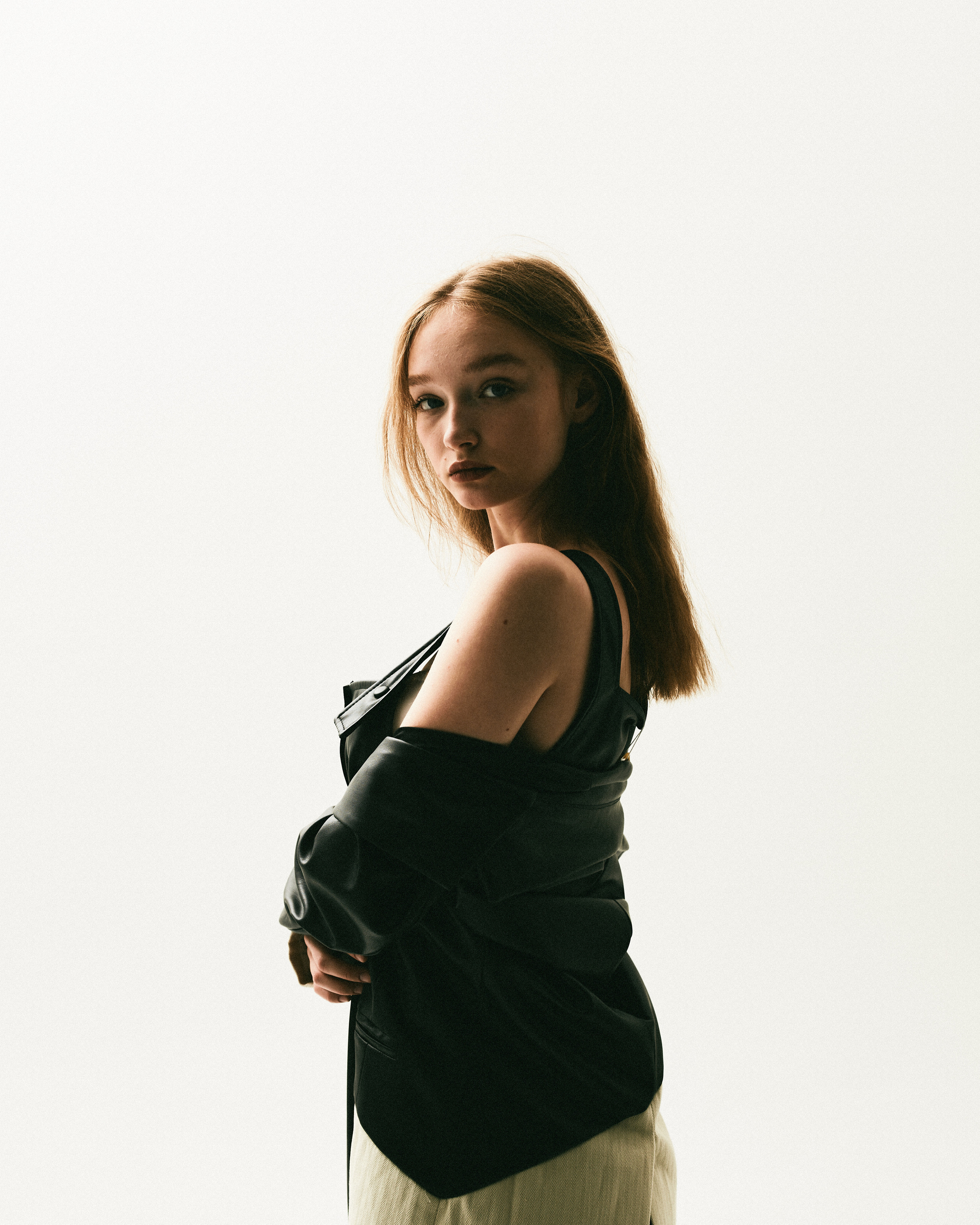 SONYA. DINIS MUSTAFIN | PHOTOGRAPHY