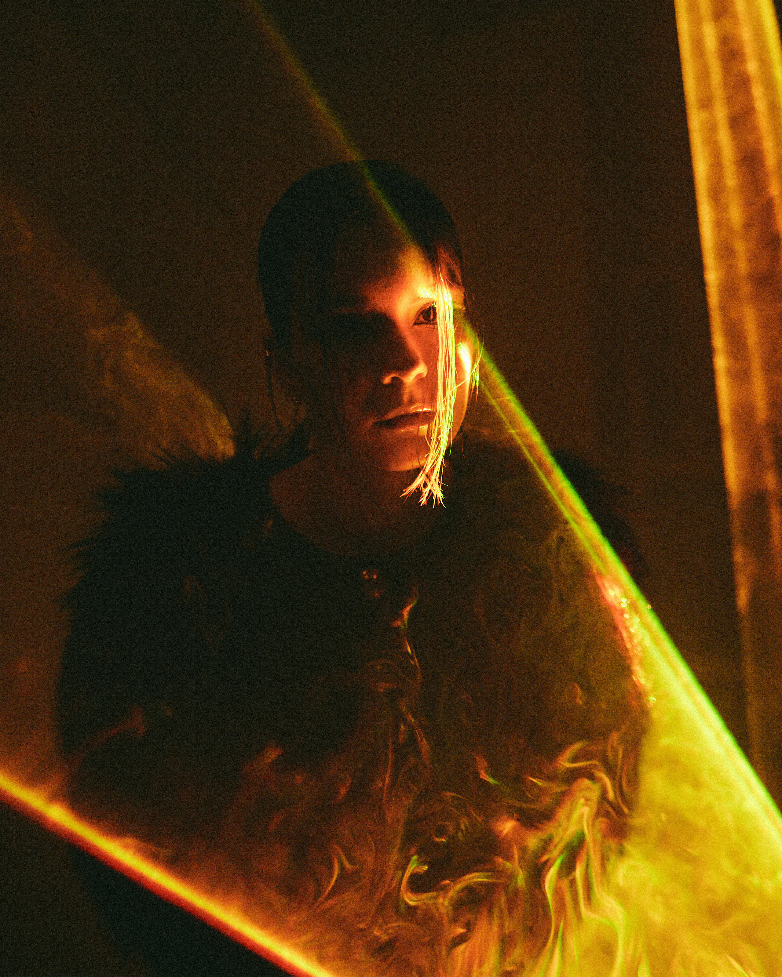 MARIA — LASER SHOOT. DINIS MUSTAFIN | PHOTOGRAPHY