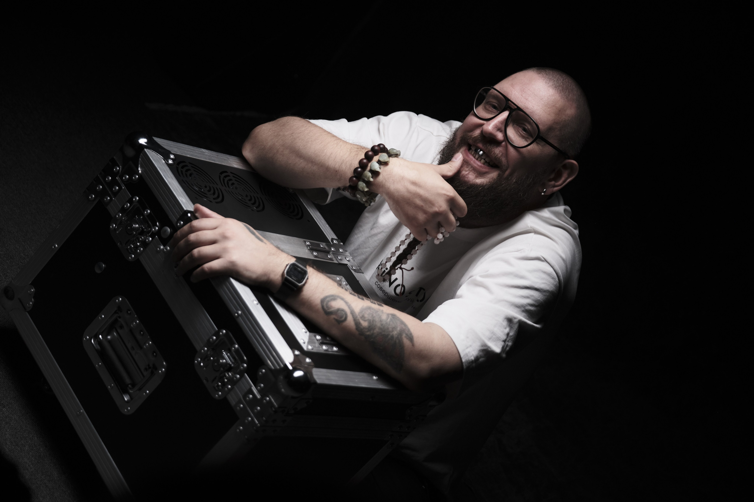 Мужской портрет со студийным светом. IS — Игорь Сержант | Фотография и рисунок