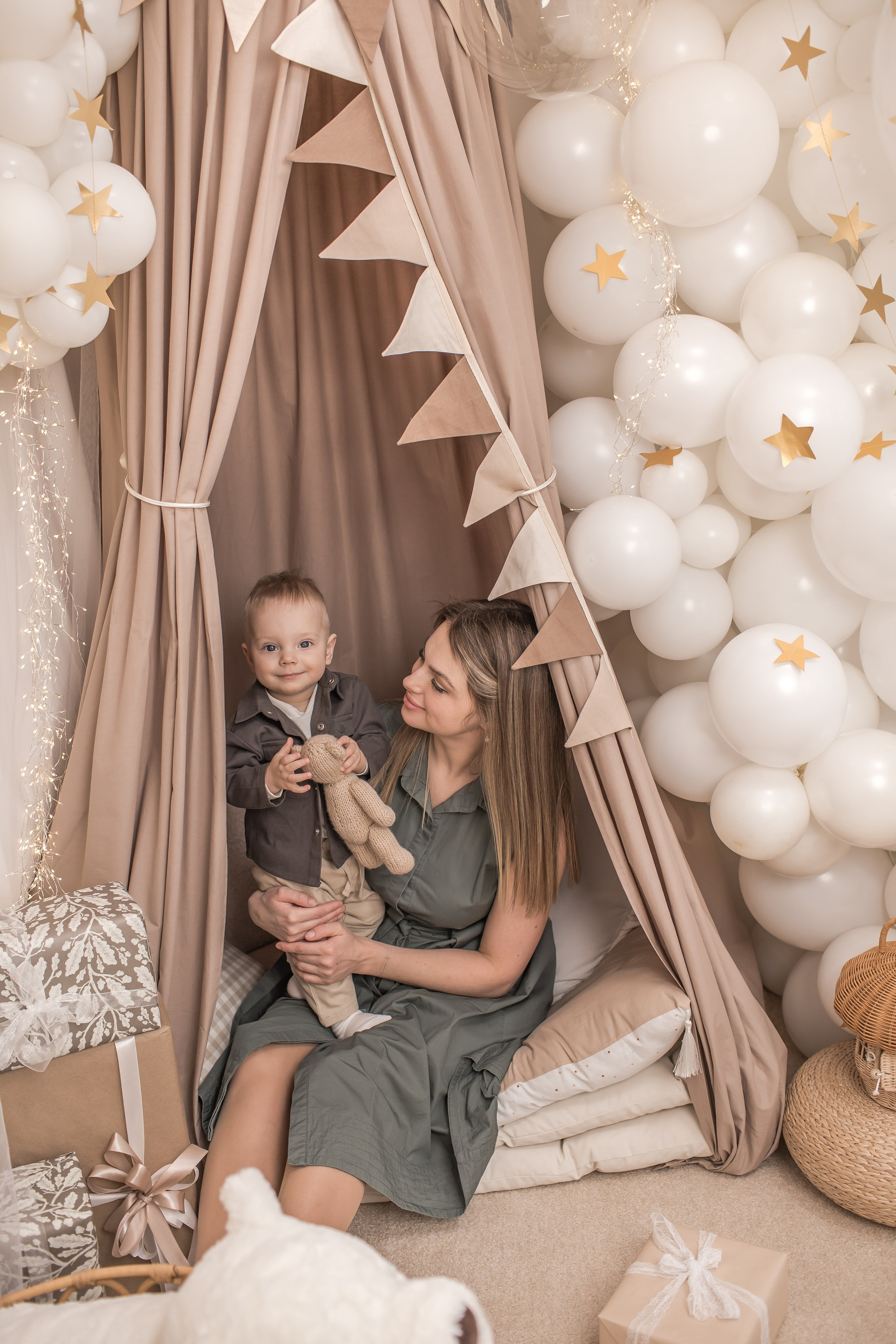 СЕМЕЙНЫЕ кадры. Детский семейный фотограф на первый годик город Новосибирск Дымова Светлана пакеты всё включено 1-3 года