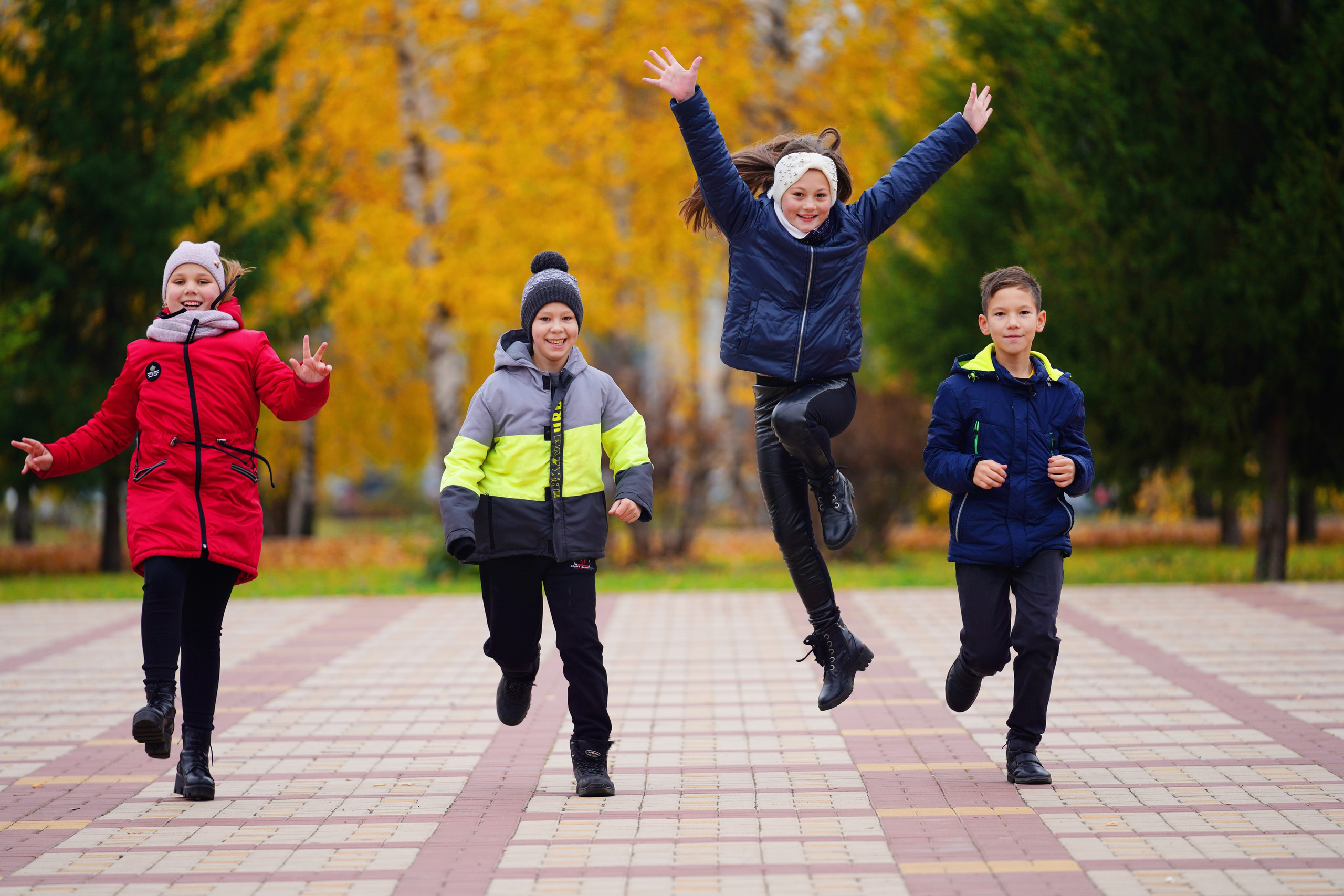Осень 4 класс. Современные выпускные альбомы. Мы делаем не просто альбомы, а стильные фотокниги