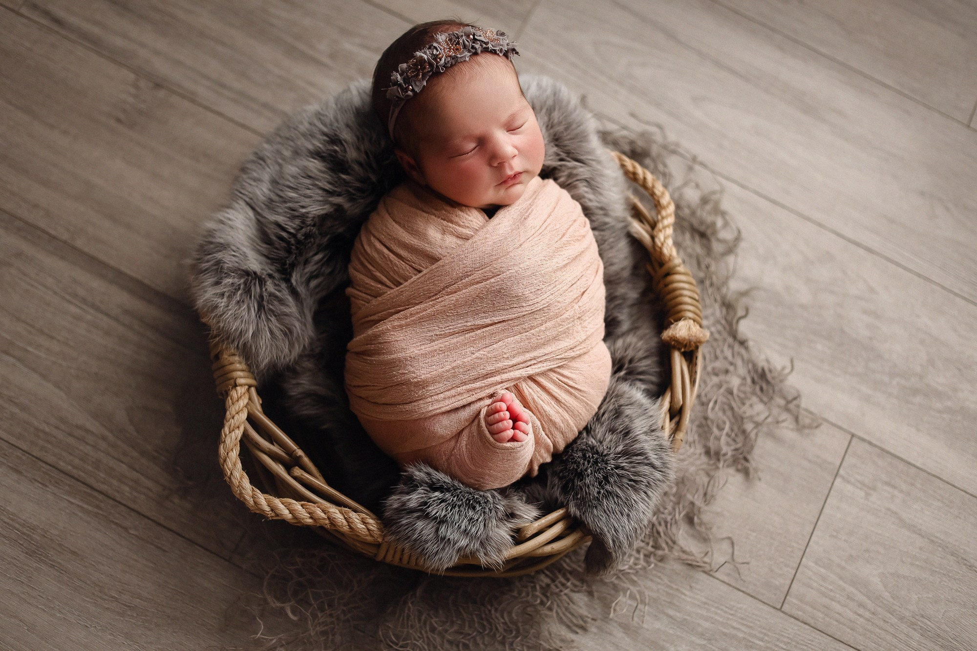 Новорожденные. Семейный фотограф и фотограф новорожденных в Санкт-Петербурге Алевтина