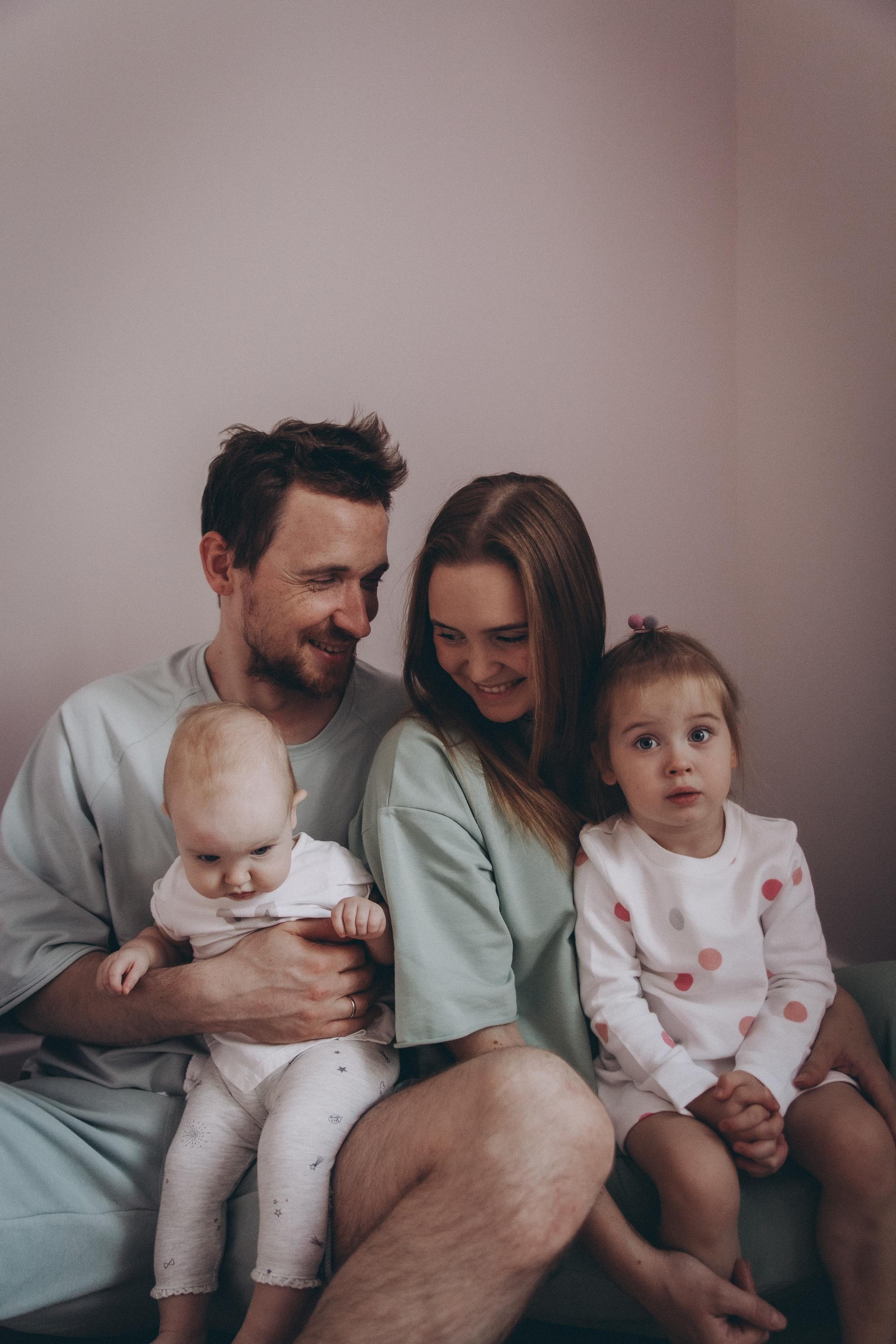 Семейные. Семейный фотограф и фотограф новорожденных в Санкт-Петербурге Алевтина