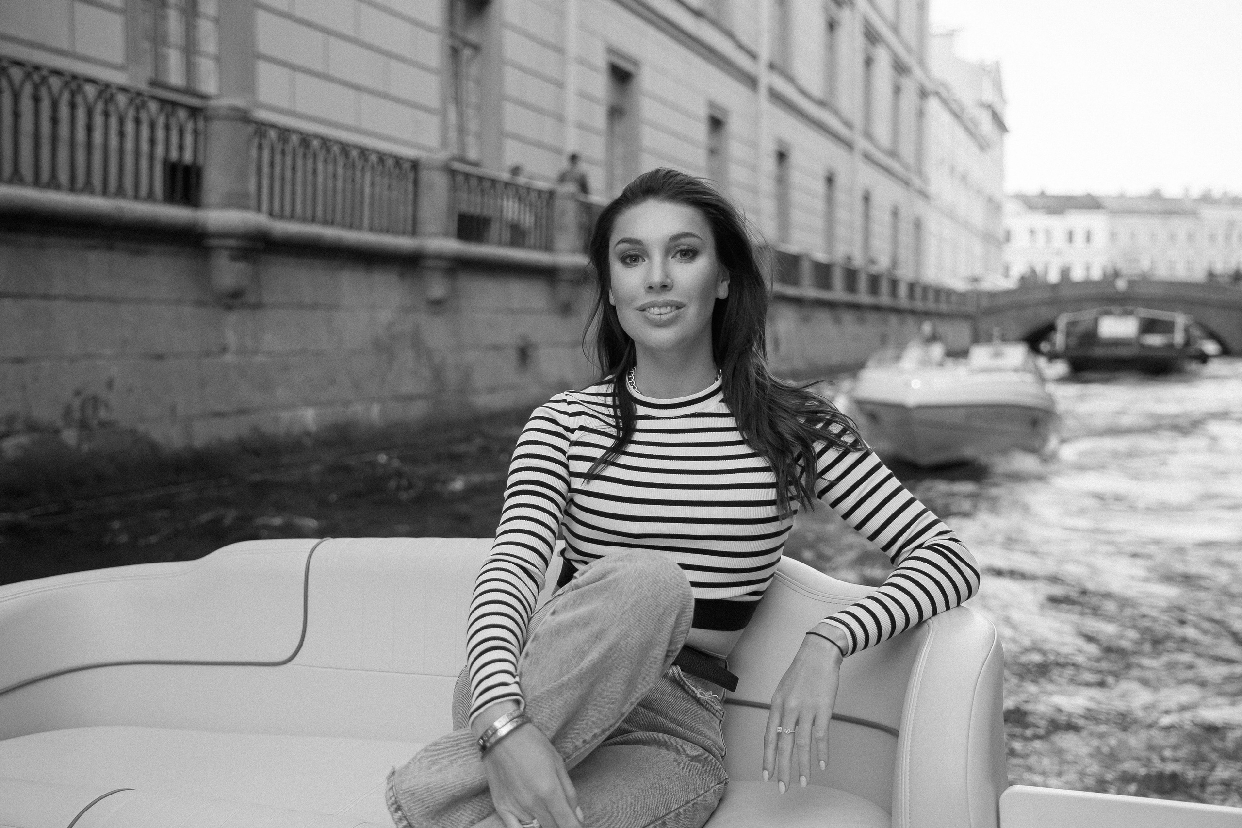 Фотосессия на катере. Портретный фотограф Санкт-Петербург Москва Андронова Юлия