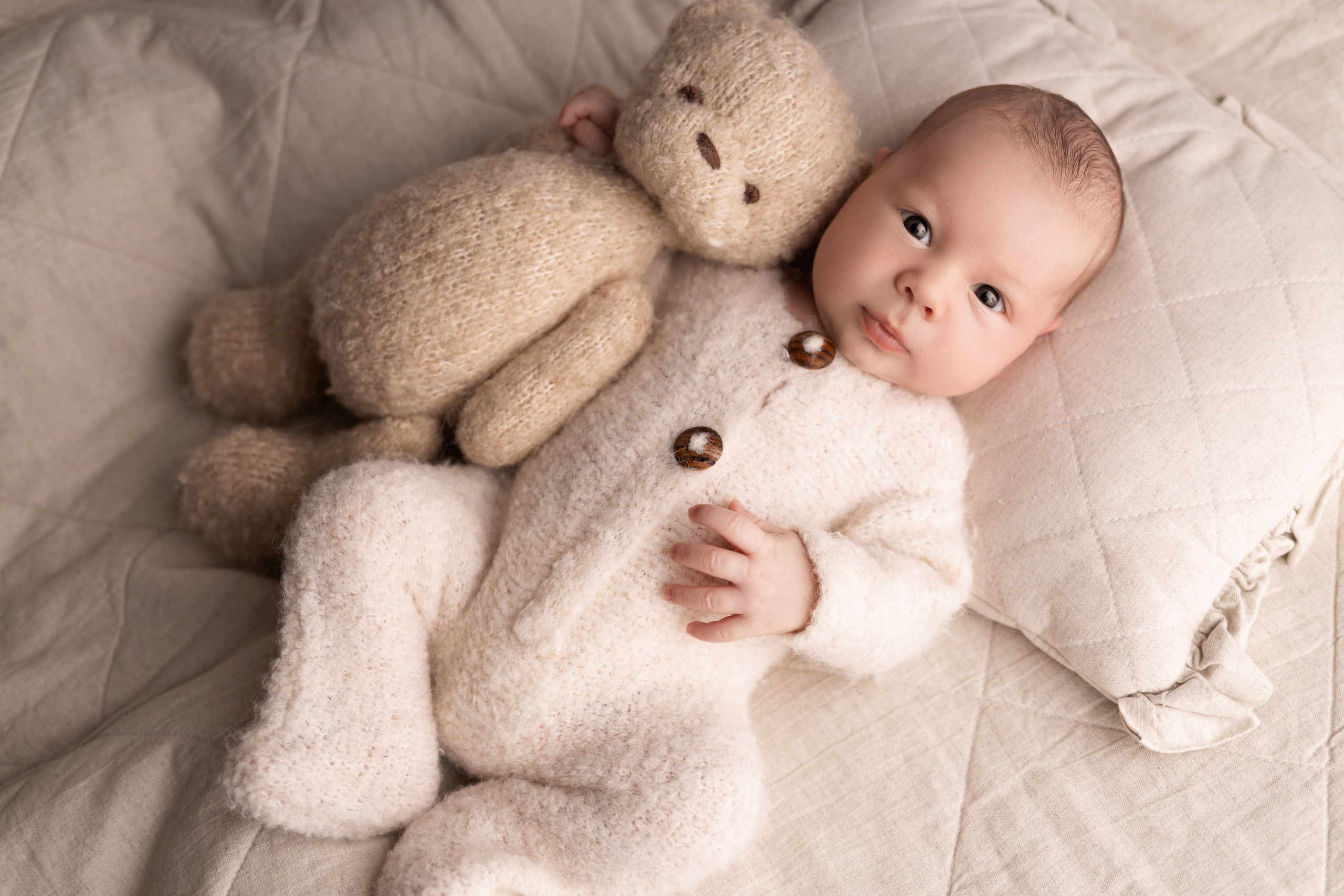 Newborn съемка в стиле Лайф. Фотограф новорожденных малышей в Омске и Омской области Эльвира Камаева