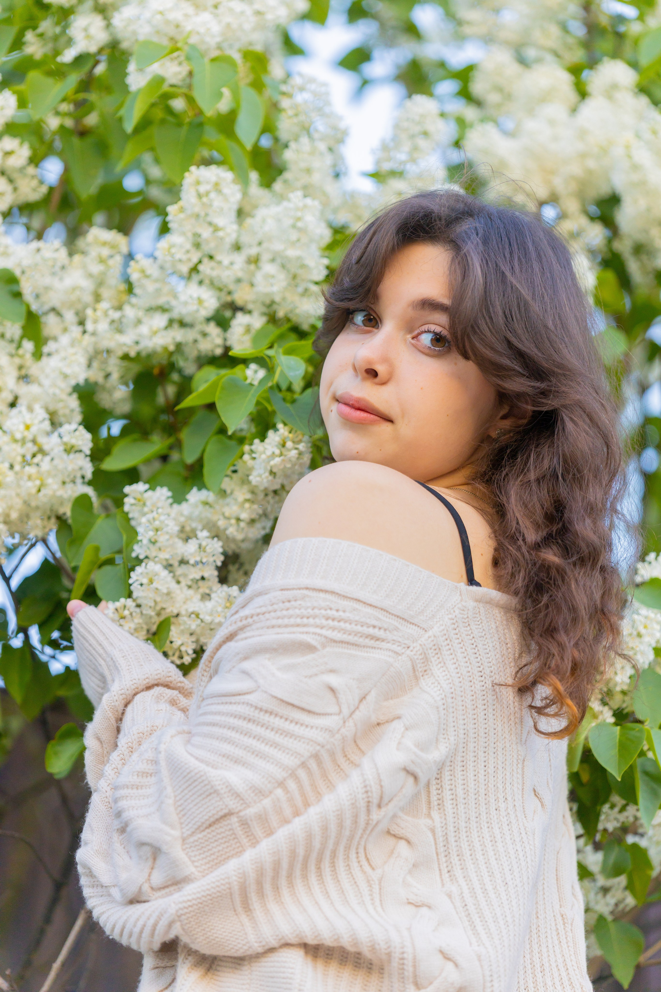 Мария весной в цветущих локациях. Фотограф в Туле Крупский АнДРей. Фотостудия «КАДР71» в Туле