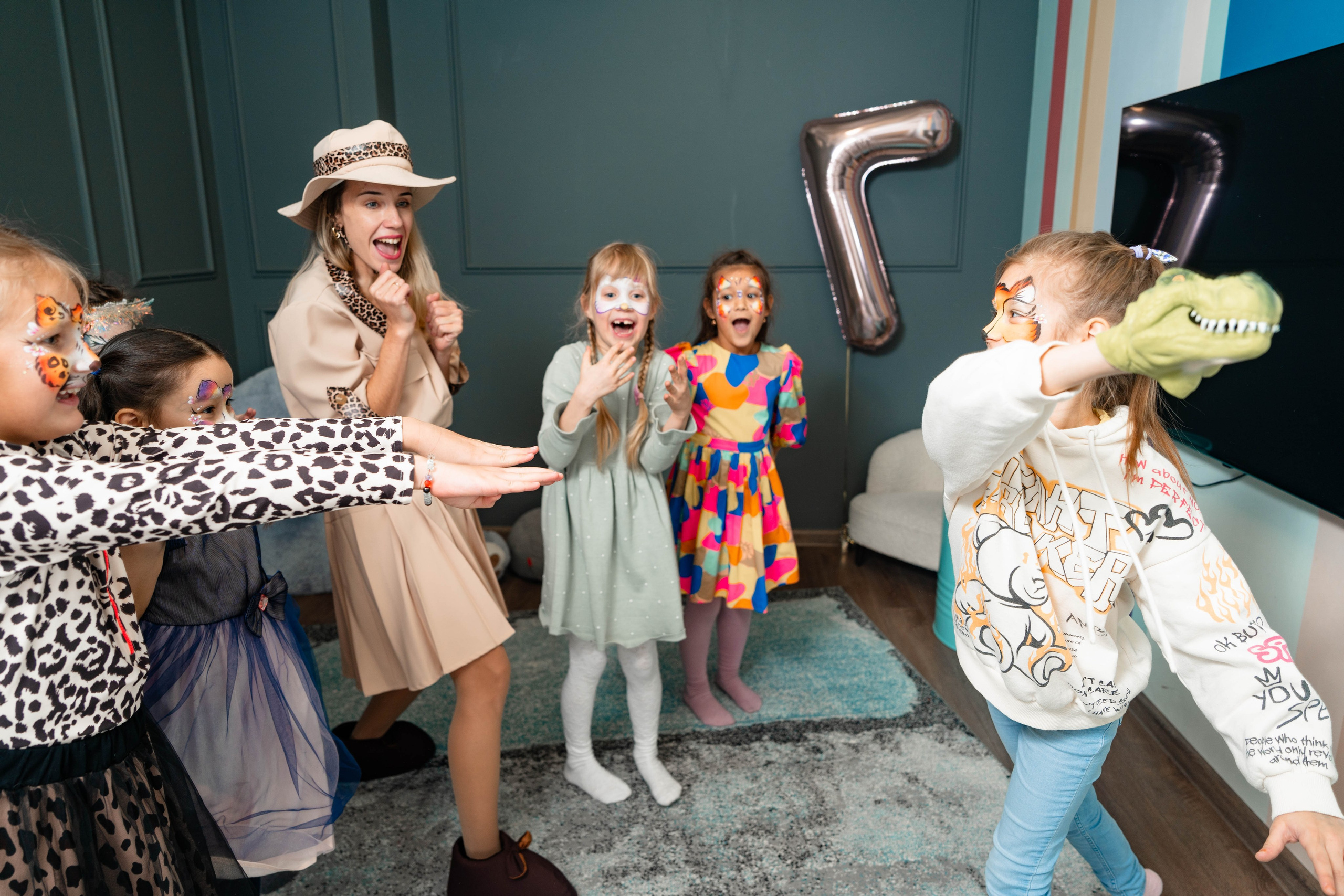 День Рождения Лауры в TiDi-клуб. Фотограф Никита Комаров