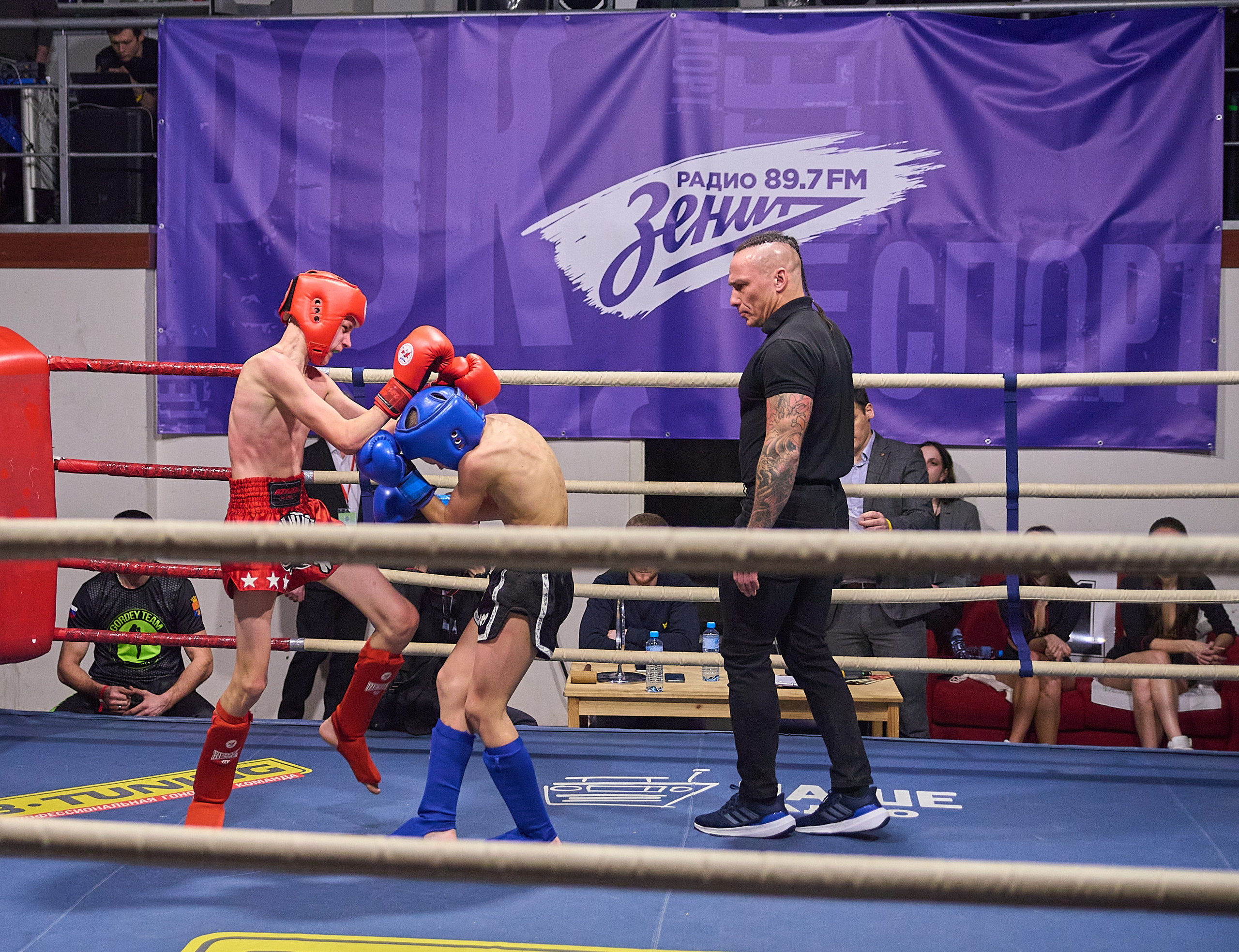 «Ультиматум удара» — бокс. Профессиональный спортивный фотограф в Санкт-Петербурге