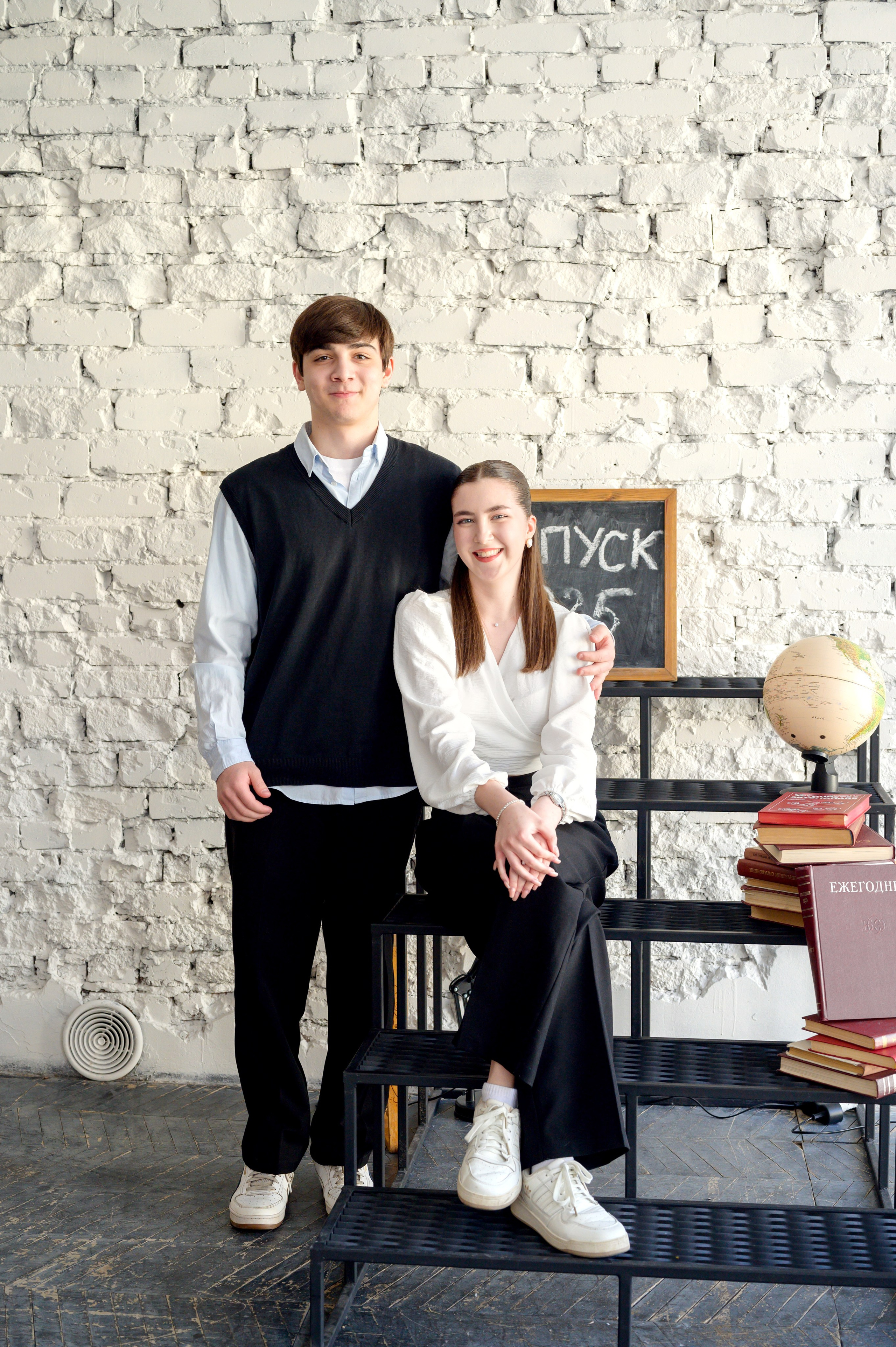 11 класс. студия. Фотограф новорожденных, семейный детский в Тюмени Татьяна Морозова