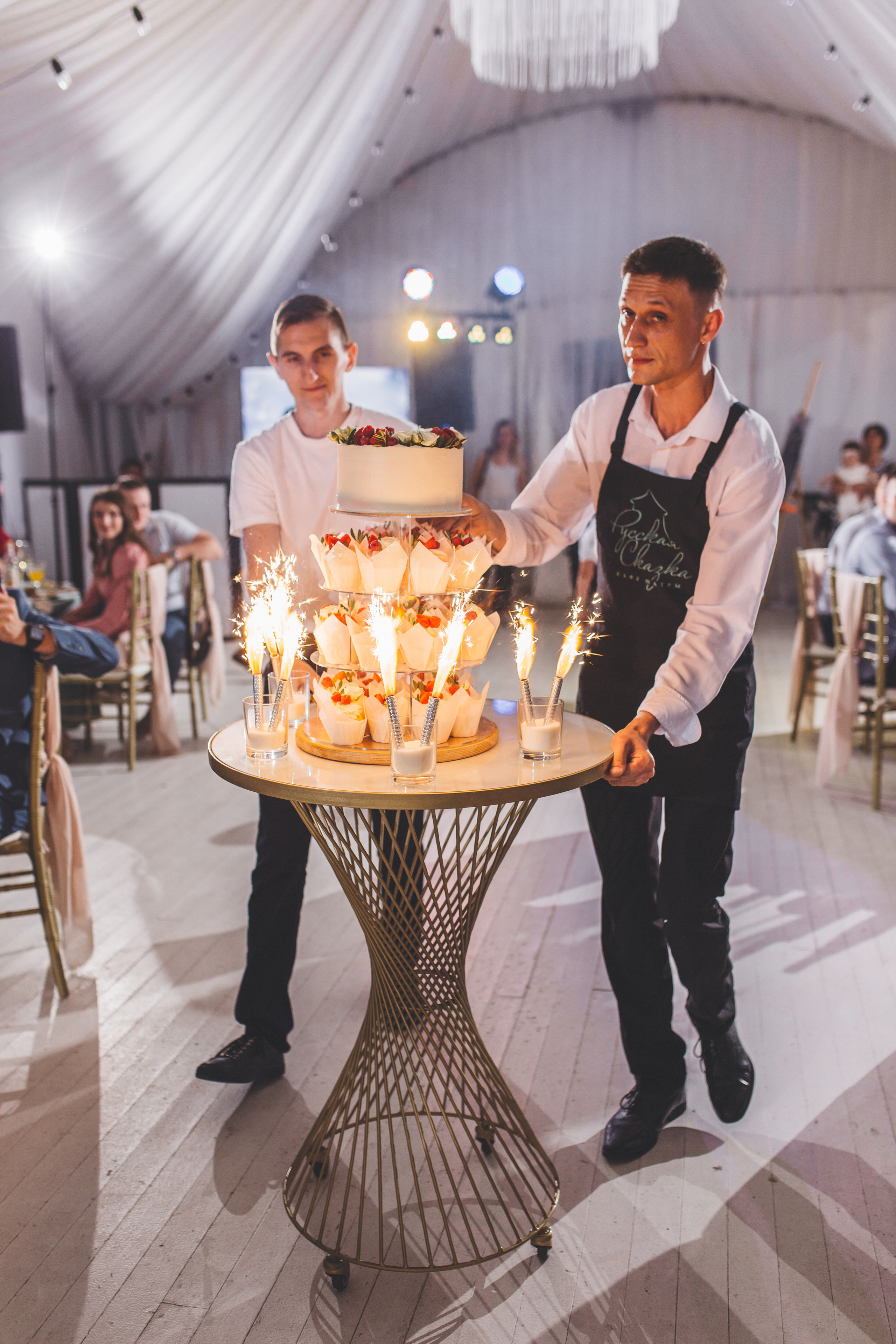 Однажды в Москве. Свадебная и семейная фотография в Курске Адамян Давид