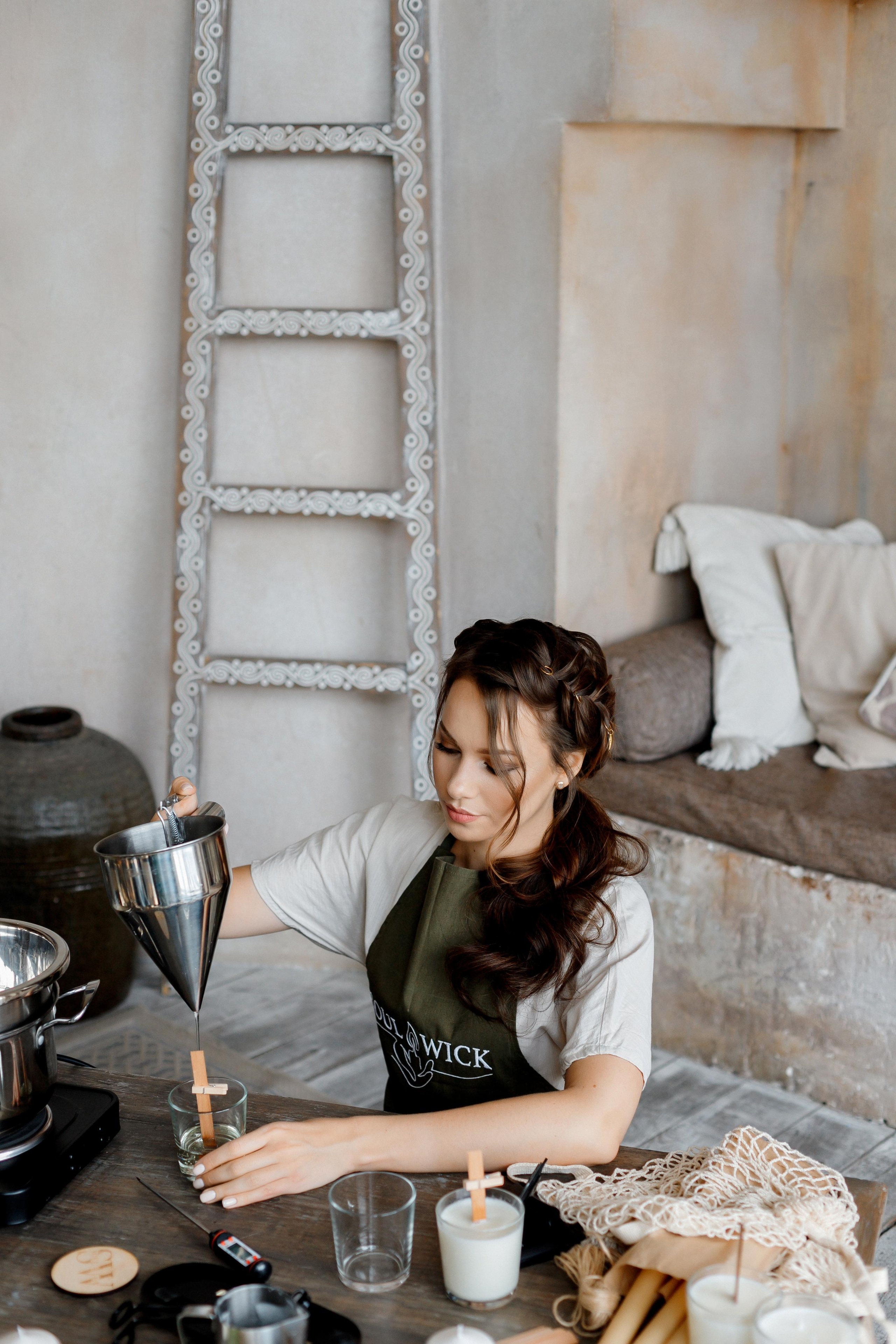 Имиджевая фотосессия для создателя свечей. Фотограф Александра Сыщенко