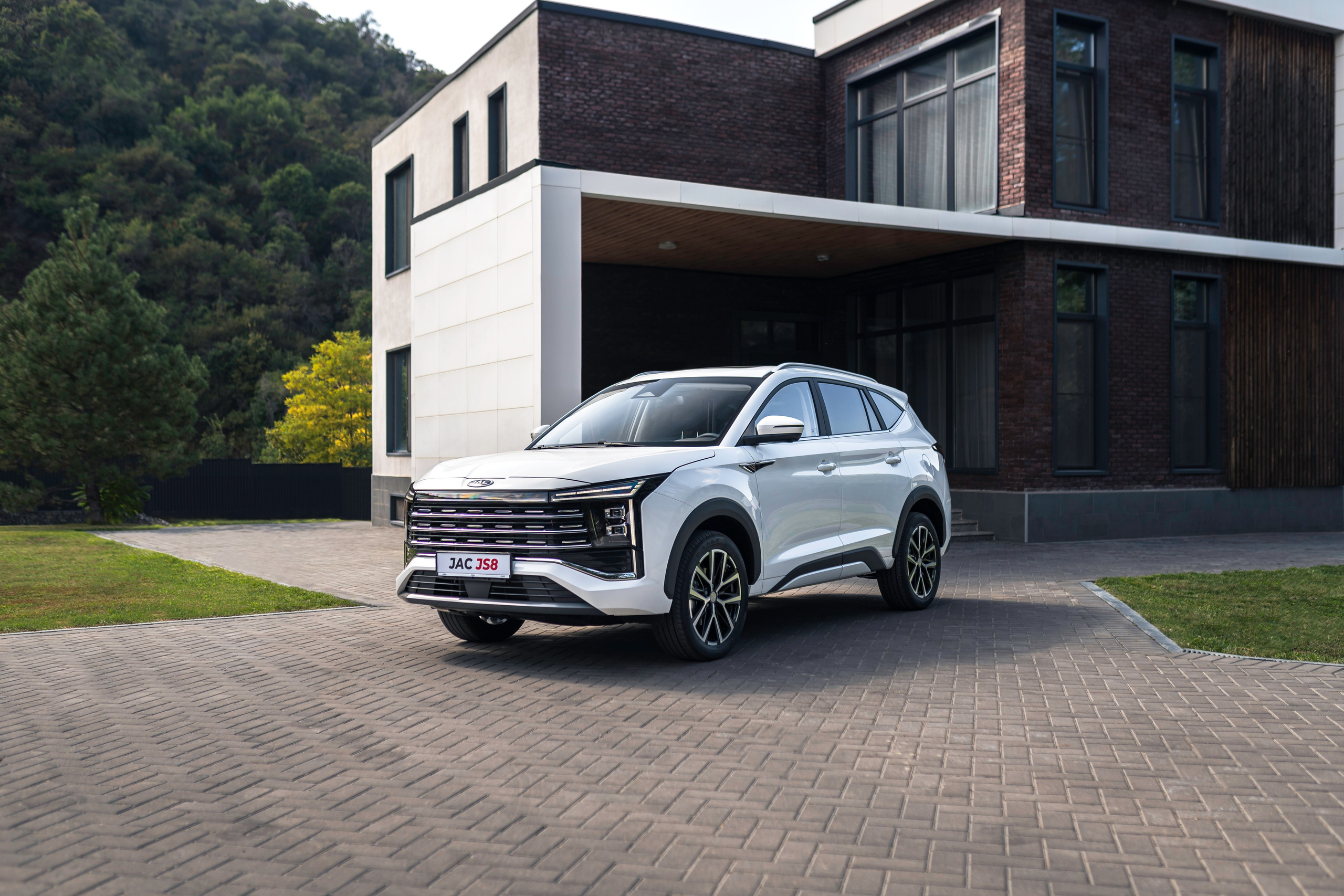 JAC JS8. Чен Станислав | Автомобильный фотограф | Алматы, Казахстан