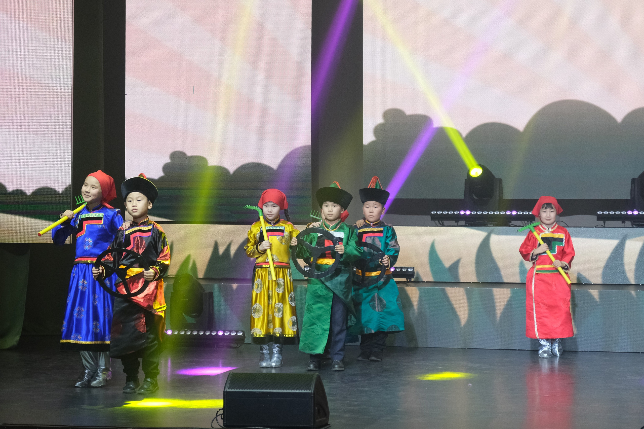 Концерт, посвященный 100-летию Хоринского района. Сэсэг — дочь степи | семейный фотограф