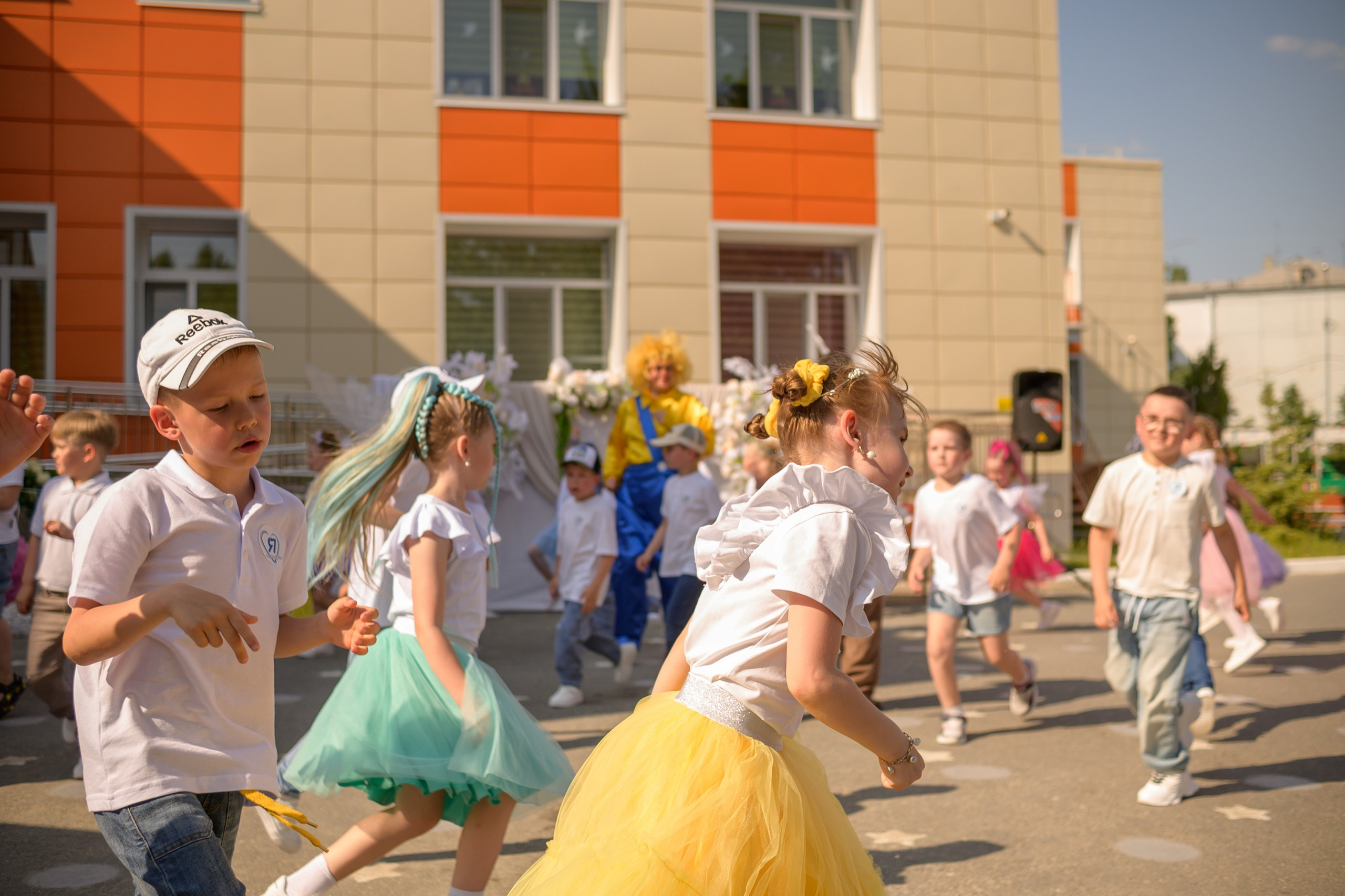 Репортаж выпускного группа «Фантазёры» 3 садик. Фотограф новорожденных, семейный детский в Тюмени Татьяна Морозова