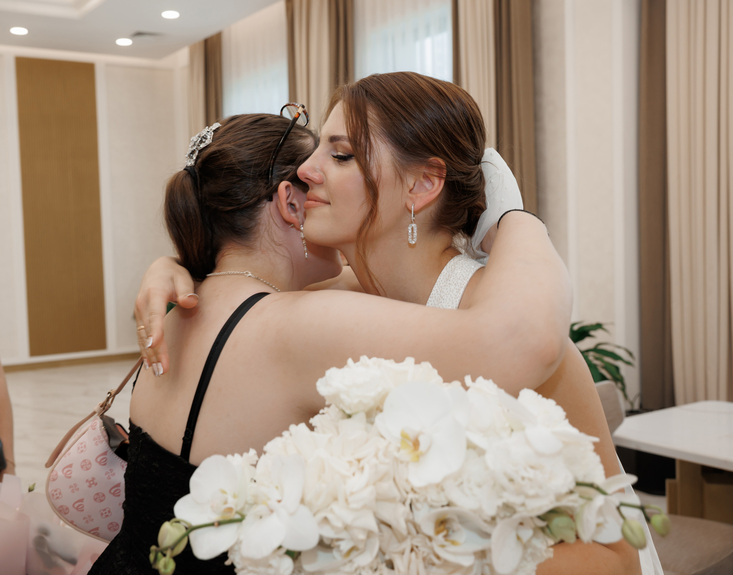 ЗАГС Бутово и Остафьево. Свадебный и репортажный фотограф (Москва, Королев и другие)