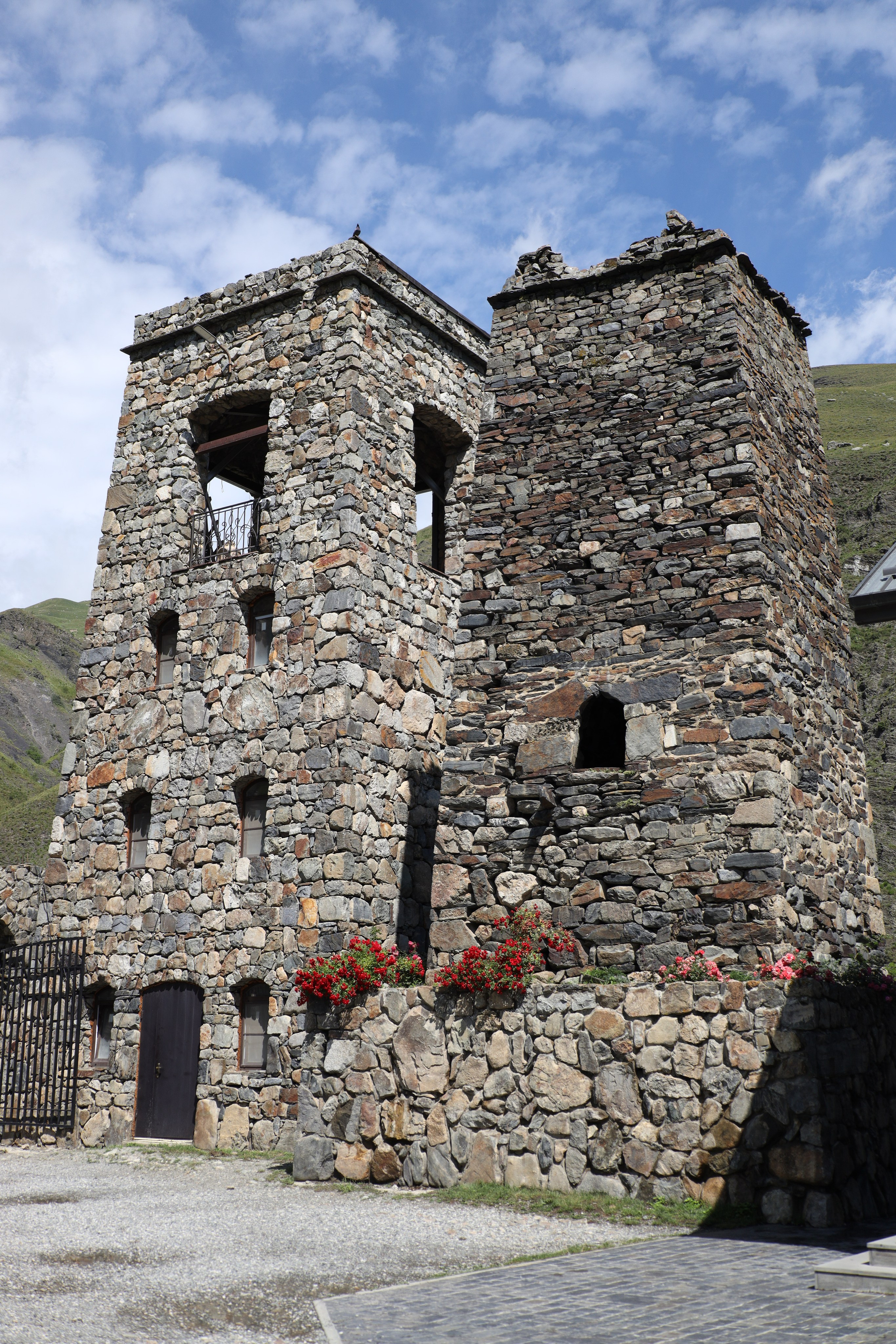 Северная Осетия июль 2025 год. Кармадон, Даргивз и Цей. Семейный детский фотограф Краснодарский край Оксана Колос