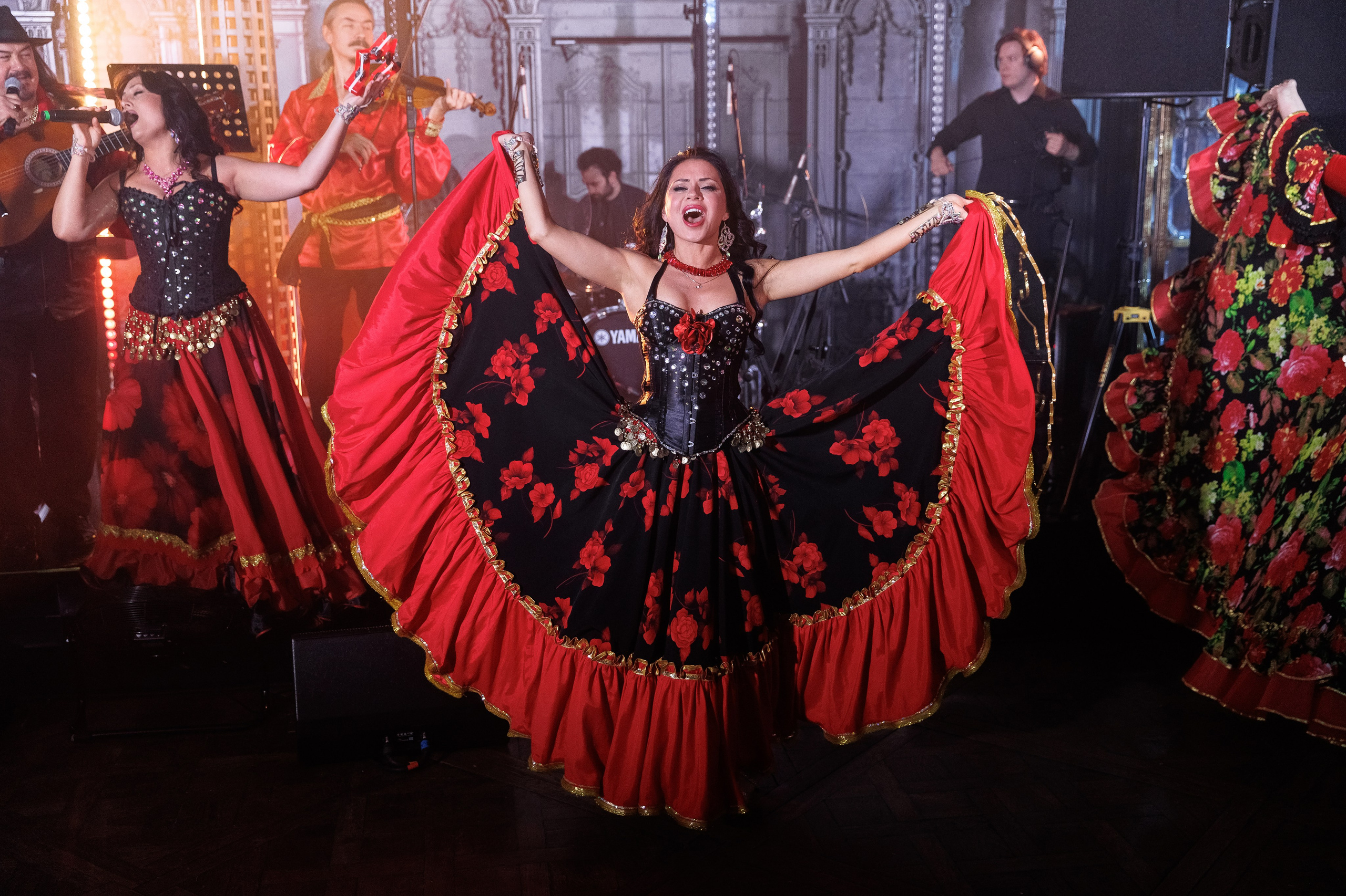 Новогодний ужин Сбер