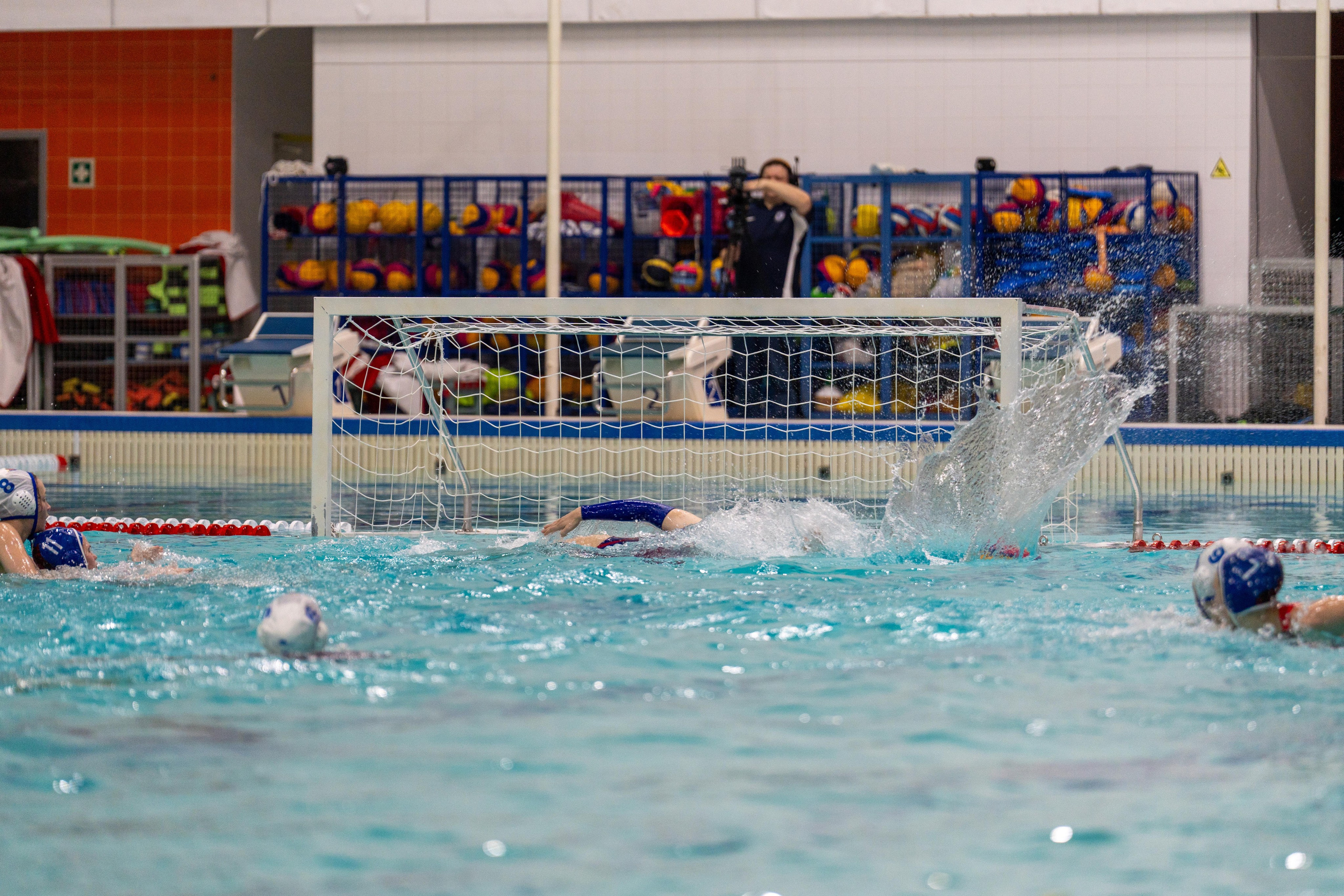 Игровой момент матча водного поло Диана–Спартак-Волгоград для спортивного фотографа Санкт-Петербург