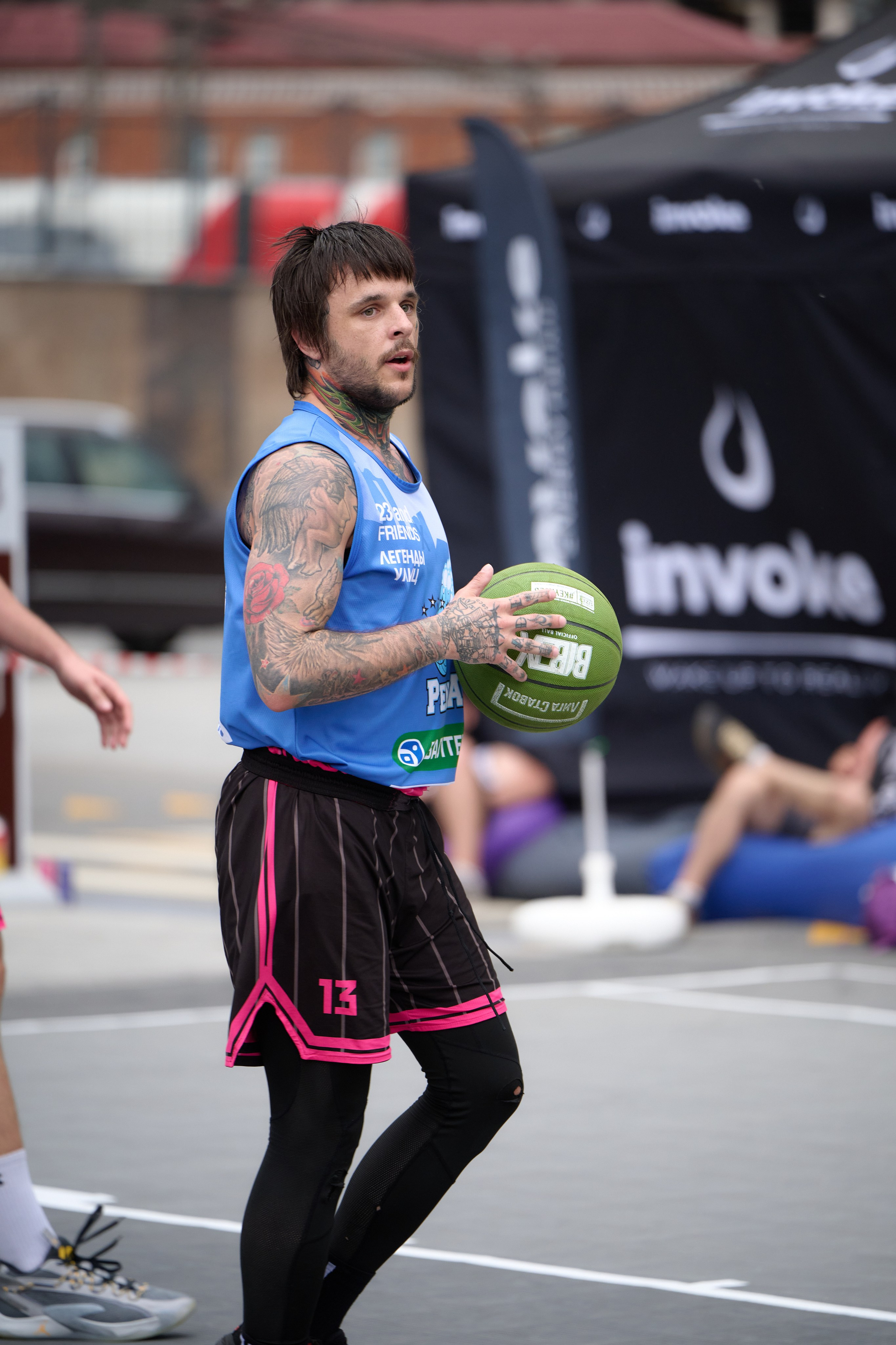 Invoke — Легенды улиц. Фотограф в Москве — Новиков Владислав