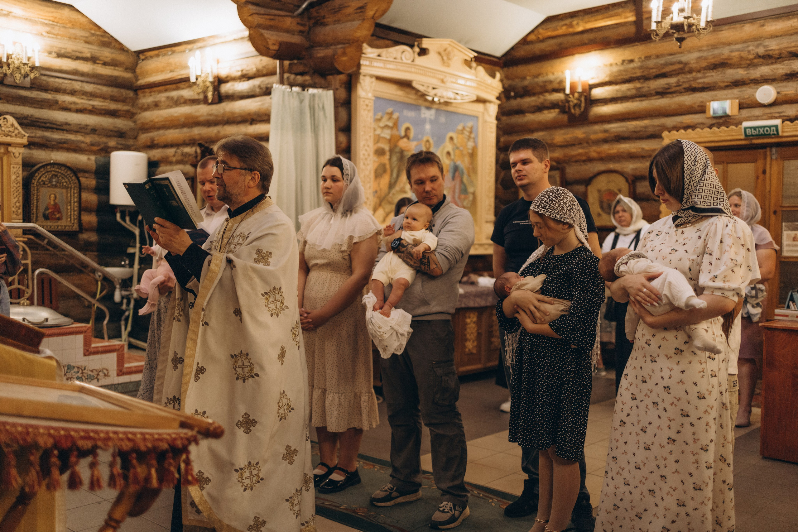 Крещение Леона. Семейный фотограф в Москве Аникина Наталья