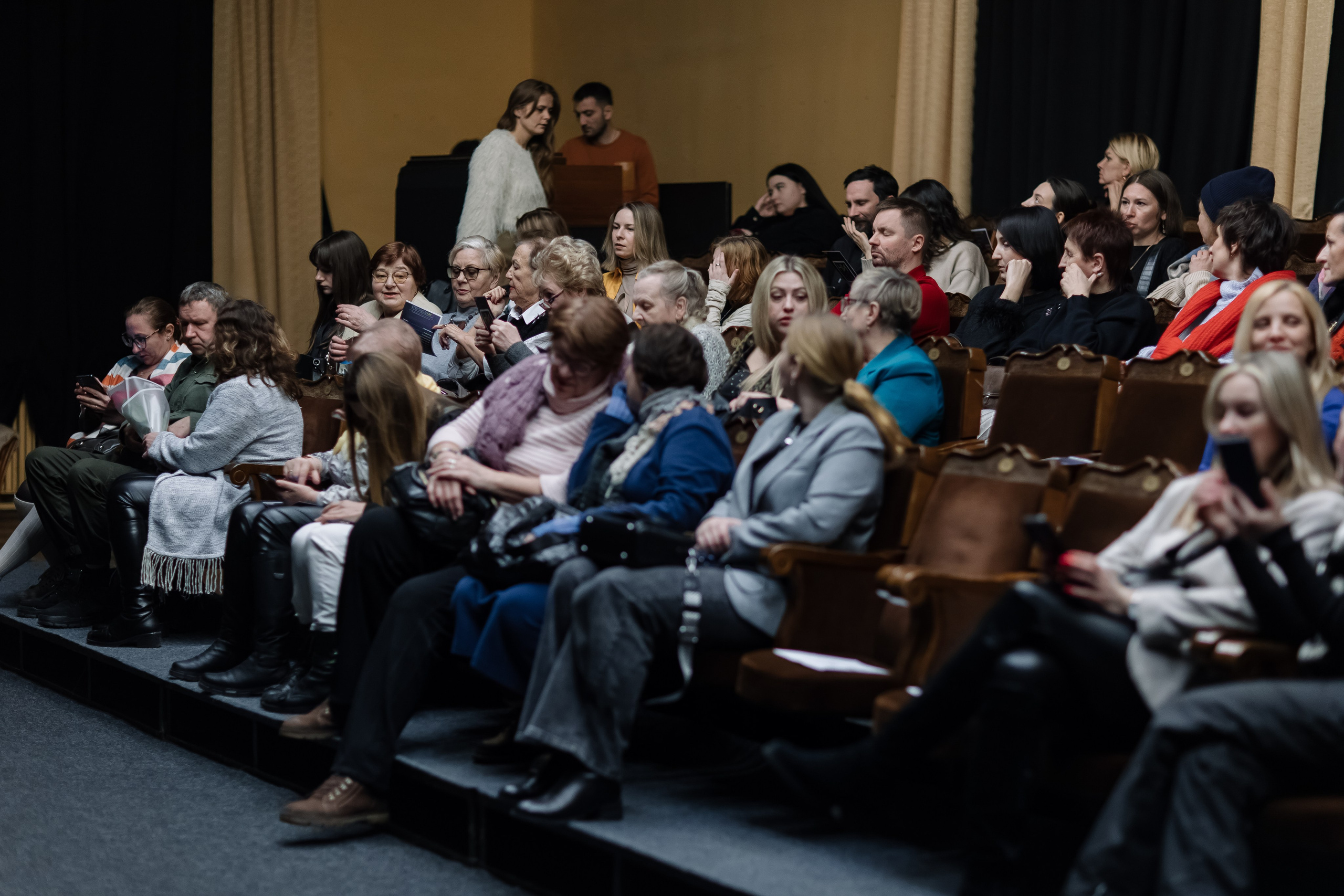 Спектакль. Свадебный фотограф