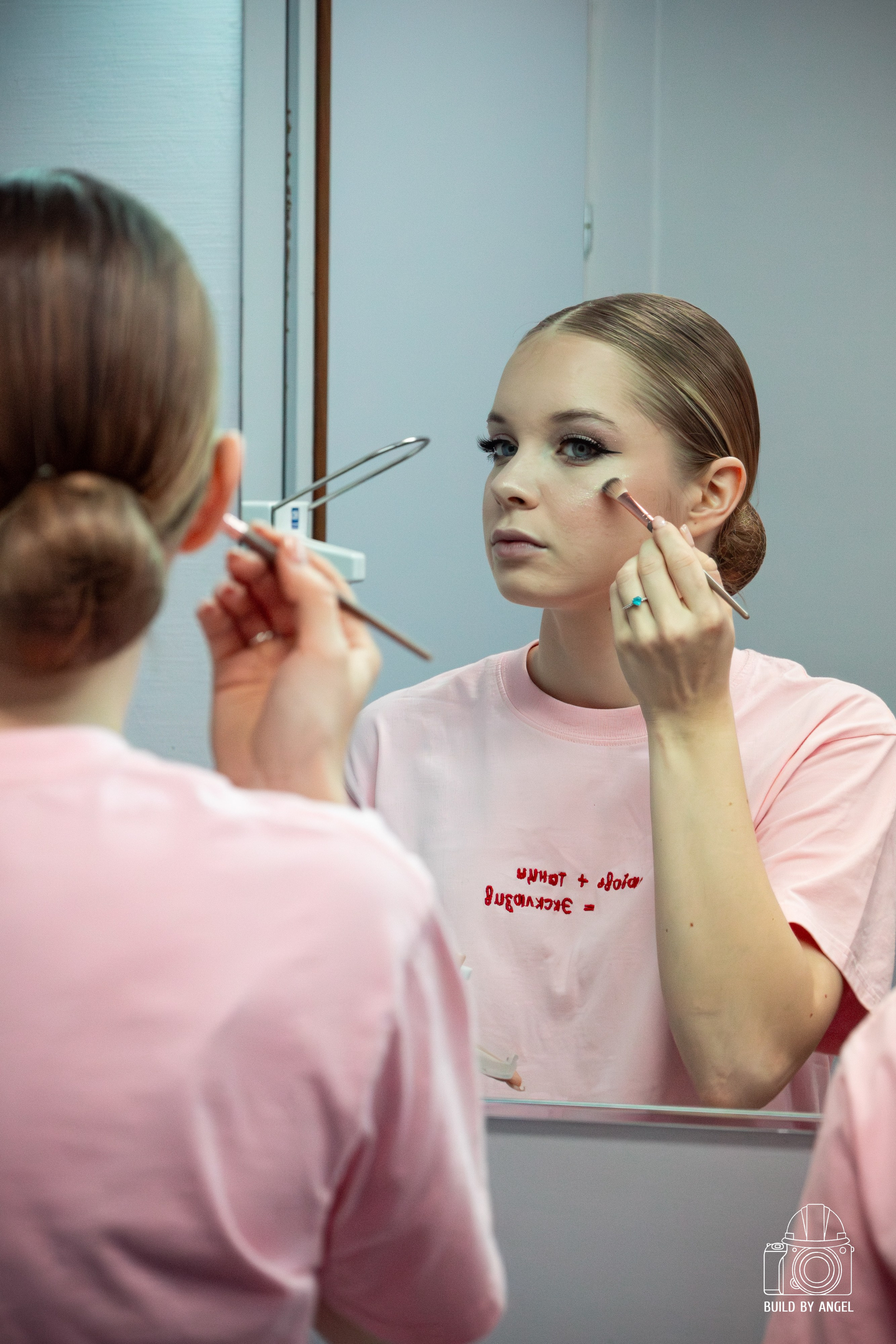 «За кадром». Ангелина Тамилина — репортажный фотограф в Санкт-Петербурге
