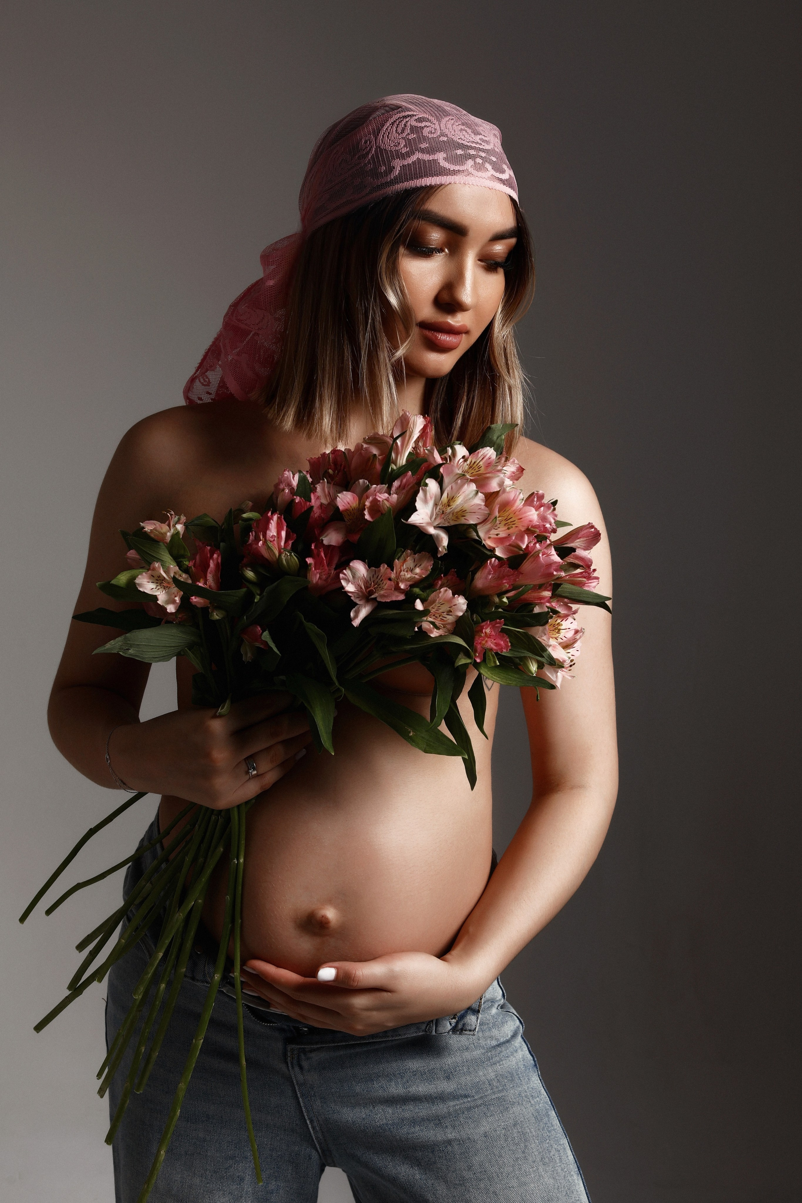 Беременная фотосессия. SASHA BUYANOVA PHOTO