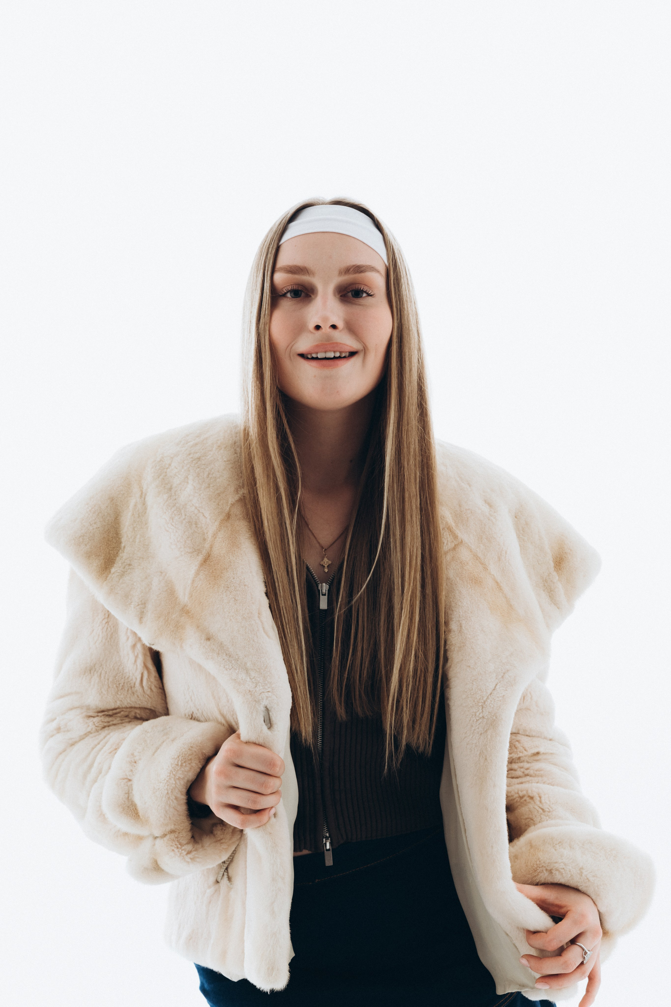 Надежда. Главная