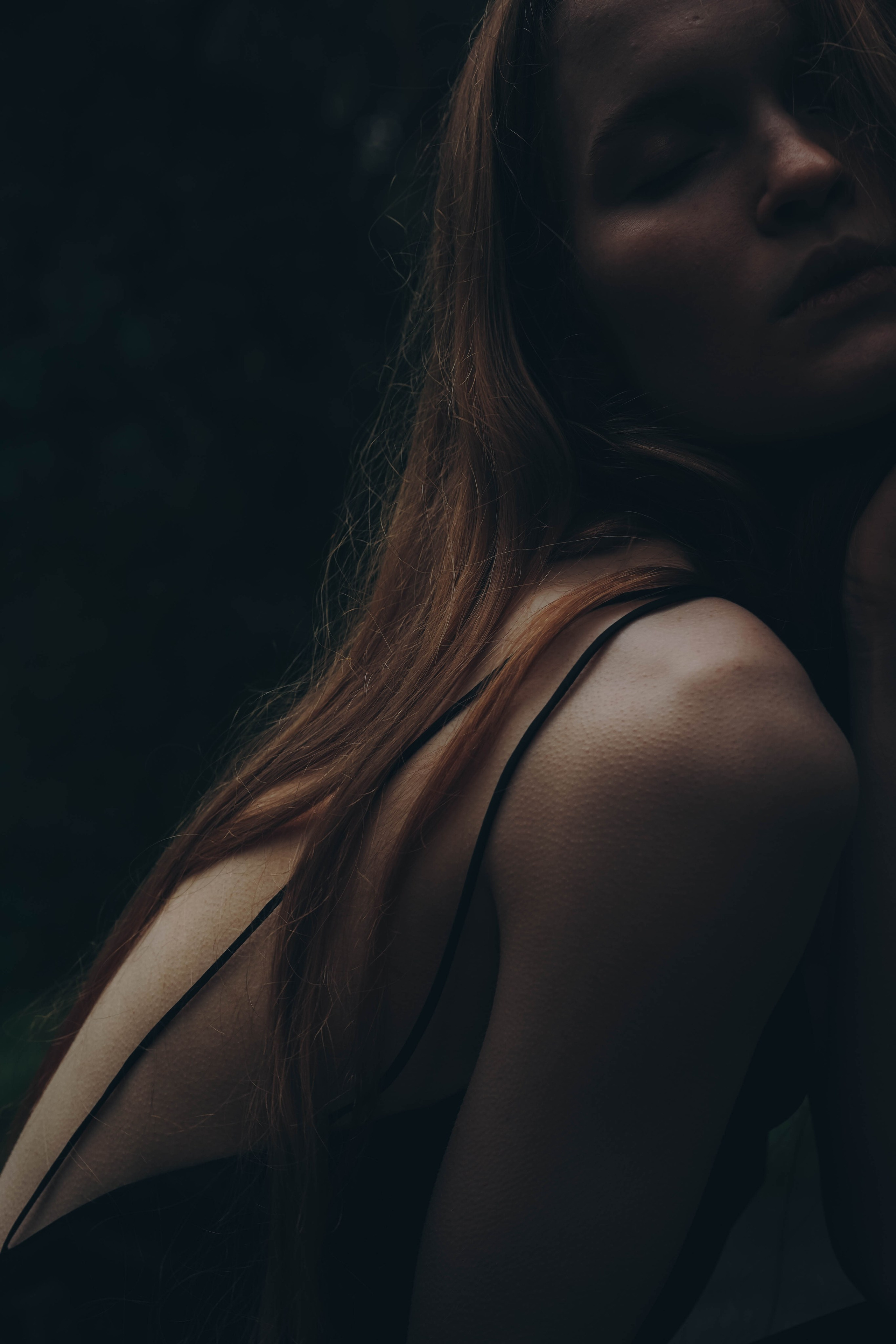 Ее тело — храм, мой Бог — свет. Семейный и свадебный фотограф