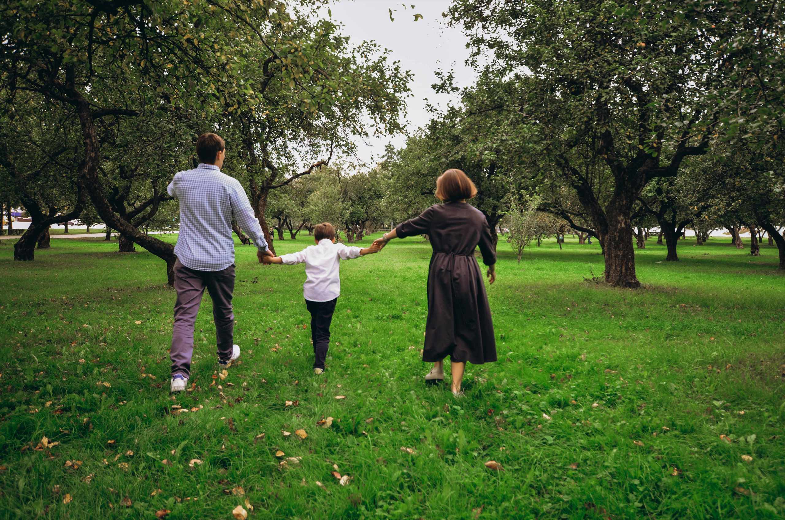 Семейная фотосессия в парке. Женский и семейный фотограф Людмила Богачкина