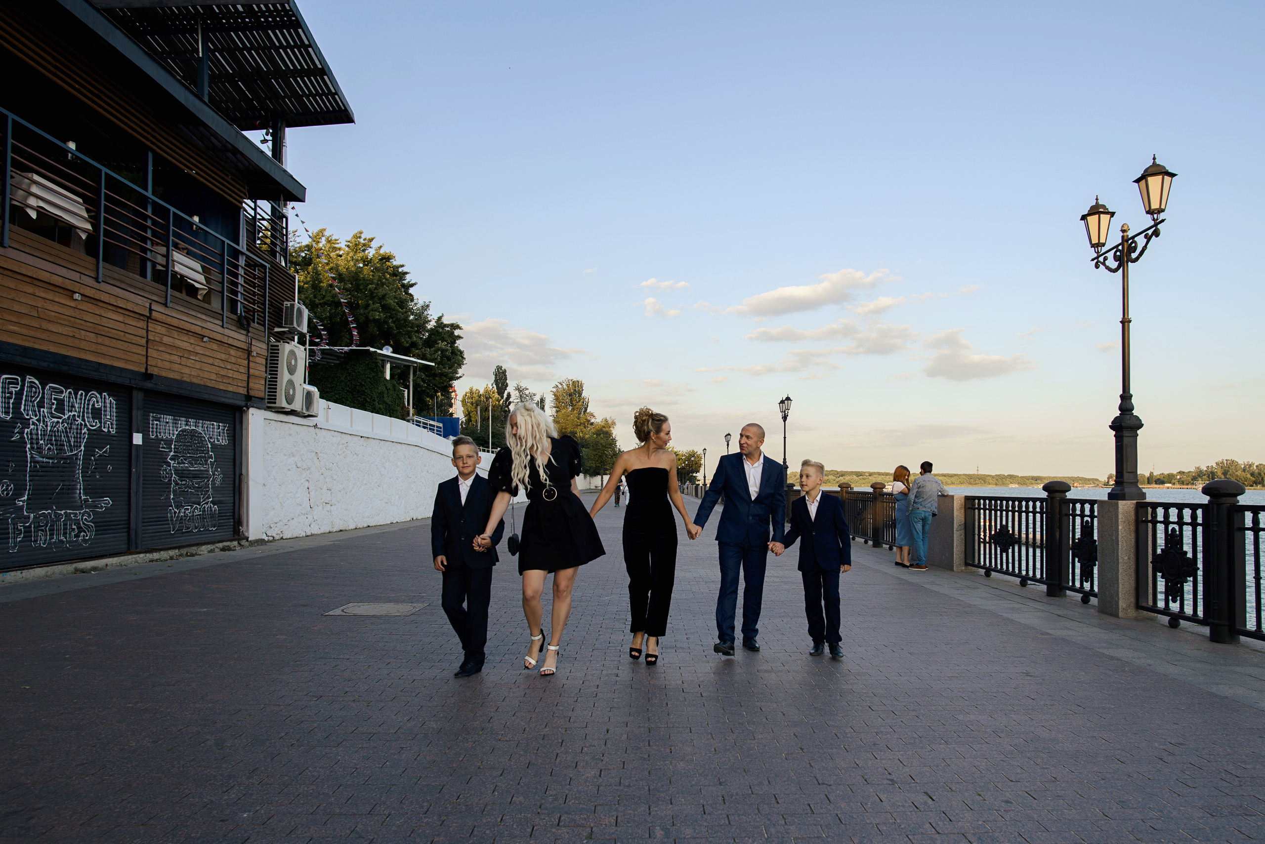 Семейная фотосессия. Набережная Дона. Семейный фотограф в Новочеркасске Виктория Громова