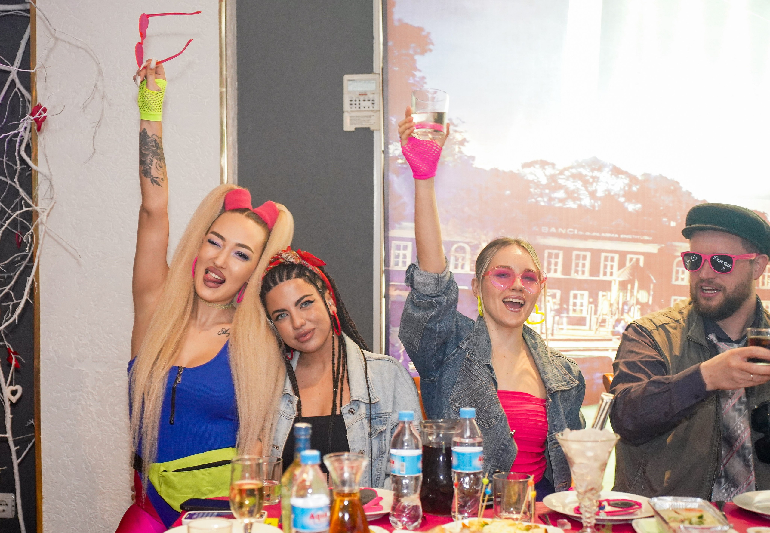 День Рождения в стиле 90-х. Фотограф Новороссийск | Геленджик и ЮФО Эльвина Ясинская