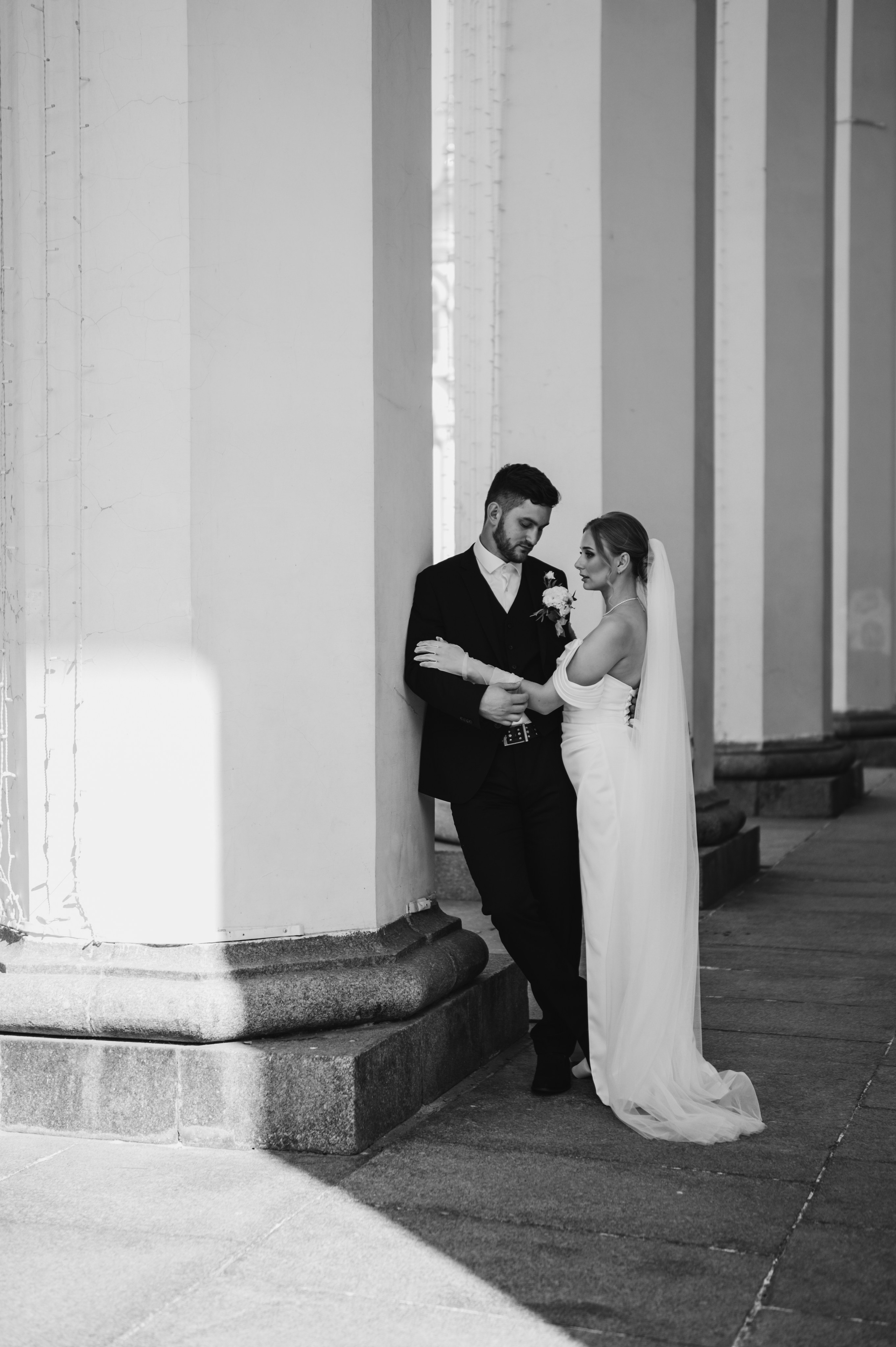 Даниил и Валерия. Черная утка. Полный день. Фотограф Екатерина Бочарникова