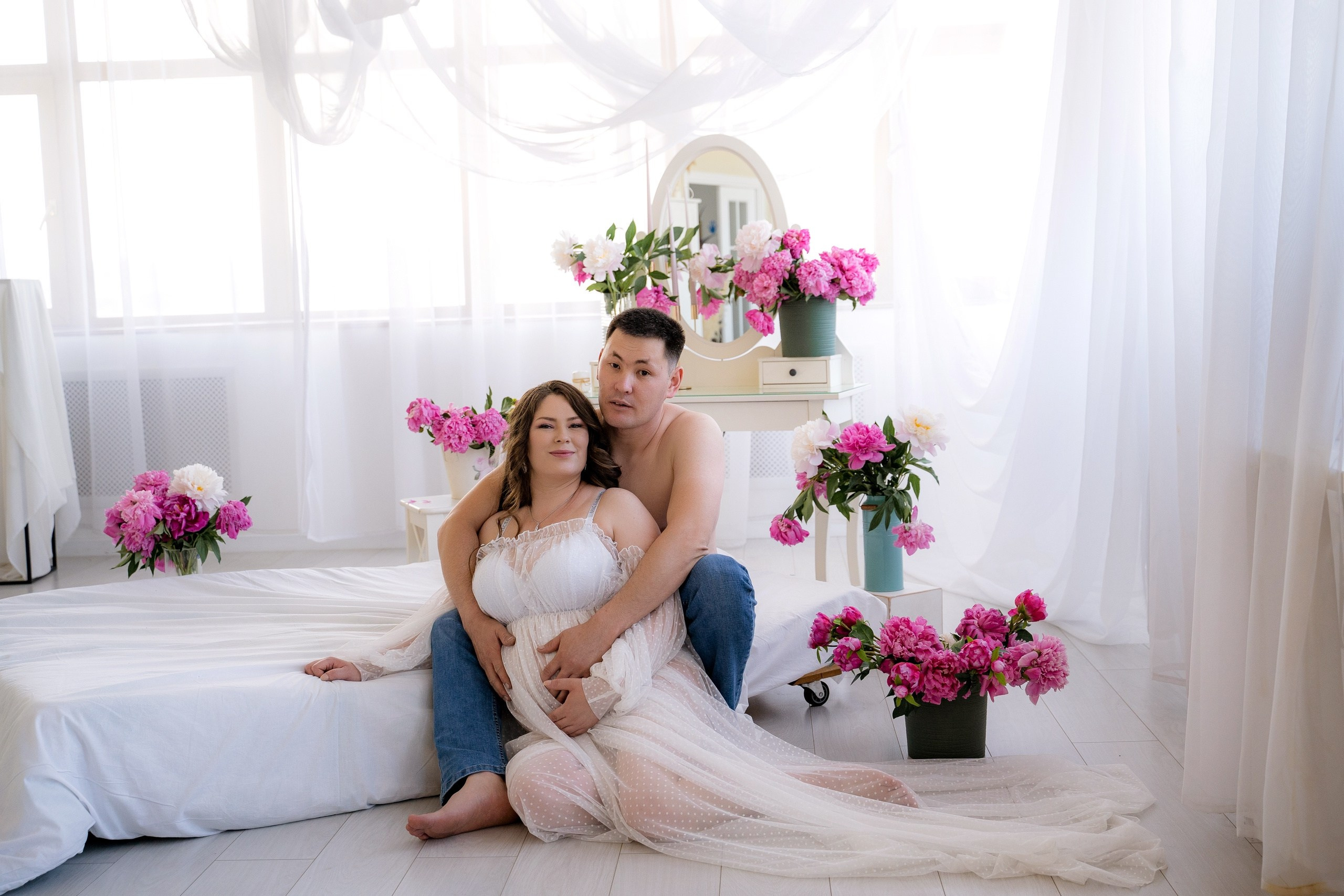 Фотосессия беременности пакет Супер люкс. Фотостудия Малина в городе Улан-Удэ. Фотограф Ирина Жарникова