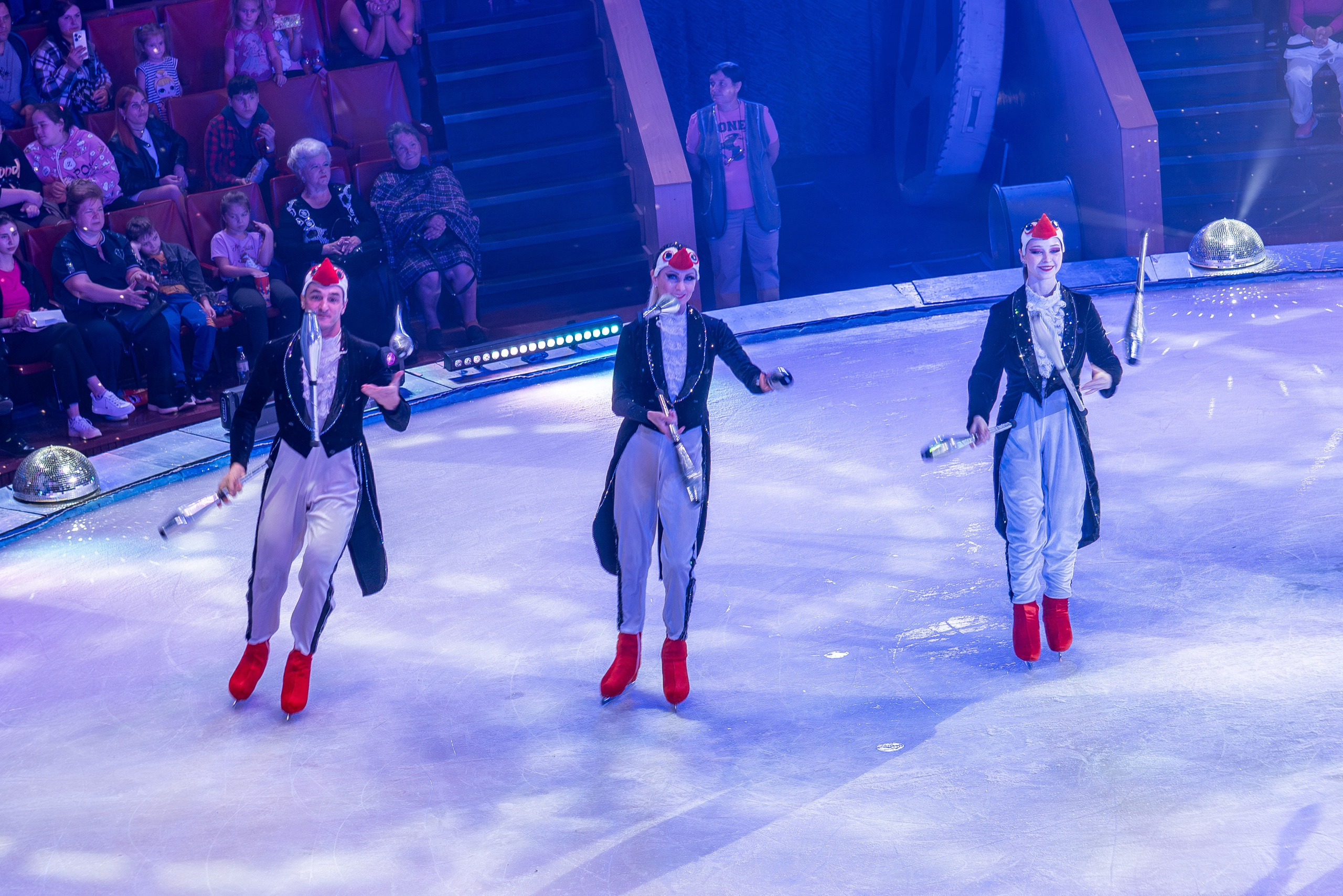 Цирк на льду «Айсберг» в Луганске. Фотограф в РФ и ЛНР Юлия Федосеева