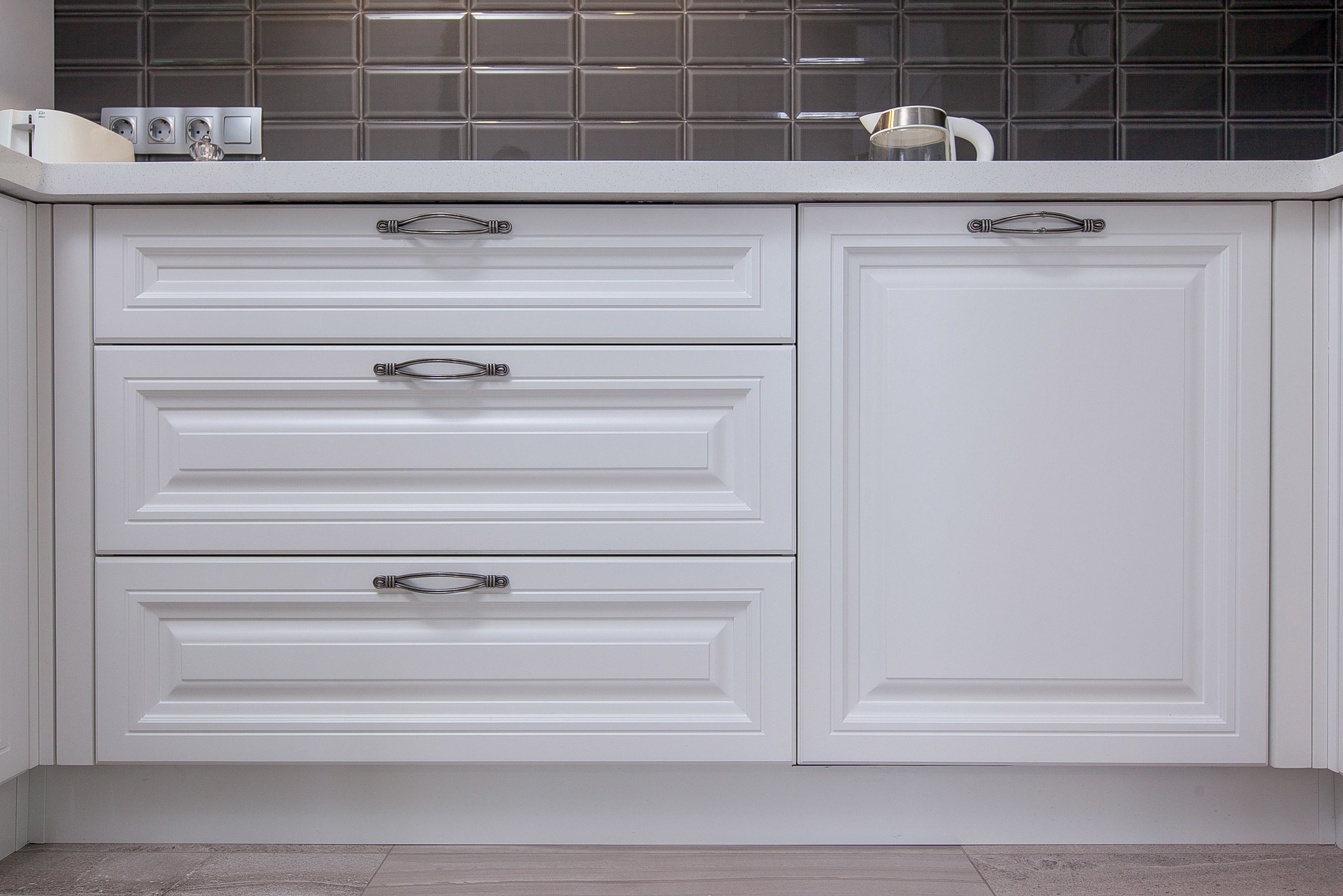 Кухня в Краснодаре на Кубанонабережной улице. Интерьерный фотограф Краснодар: профессионально по доступным ценам