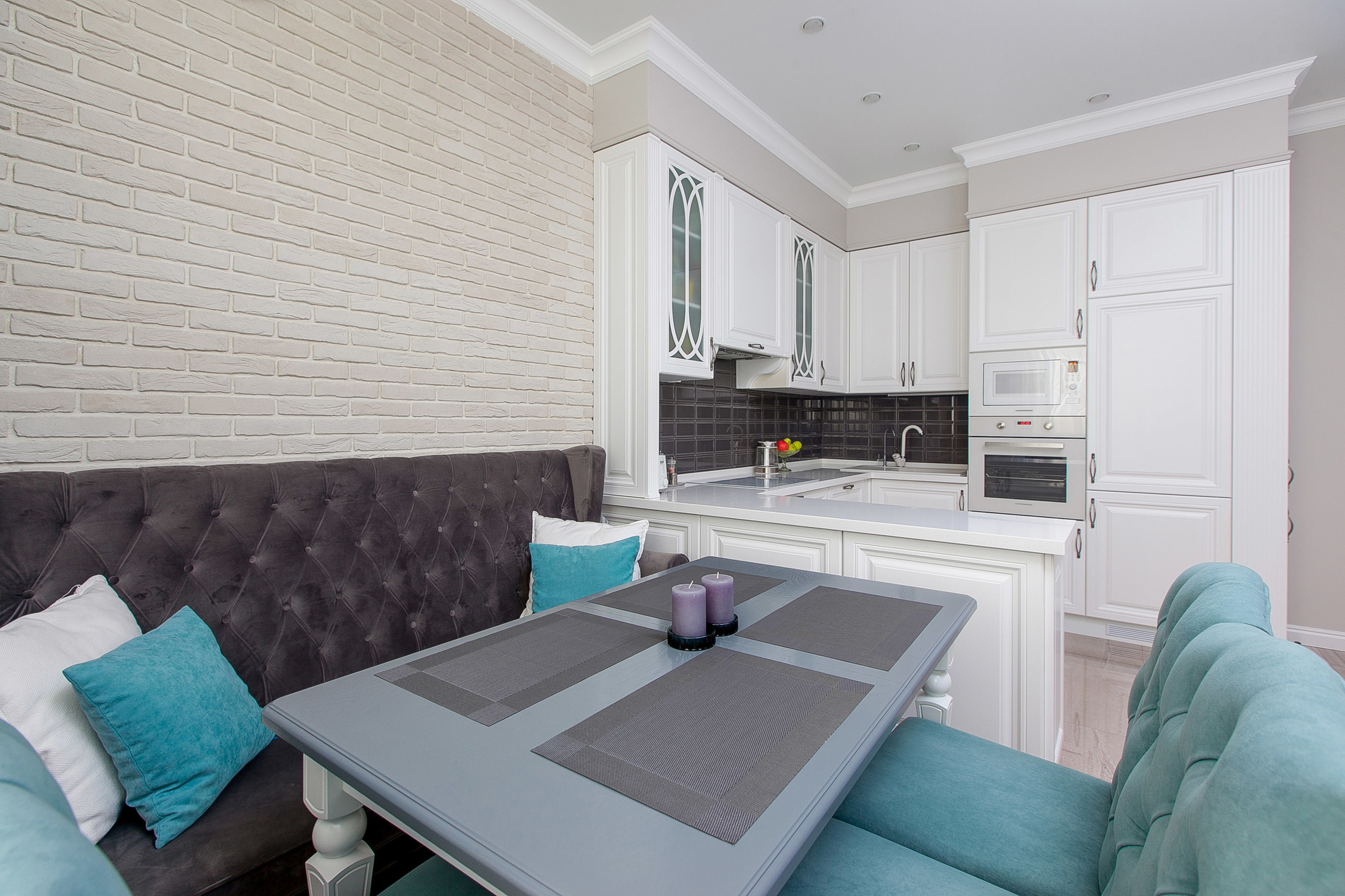 Кухня в Краснодаре на Кубанонабережной улице. Интерьерный фотограф Краснодар: профессионально по доступным ценам