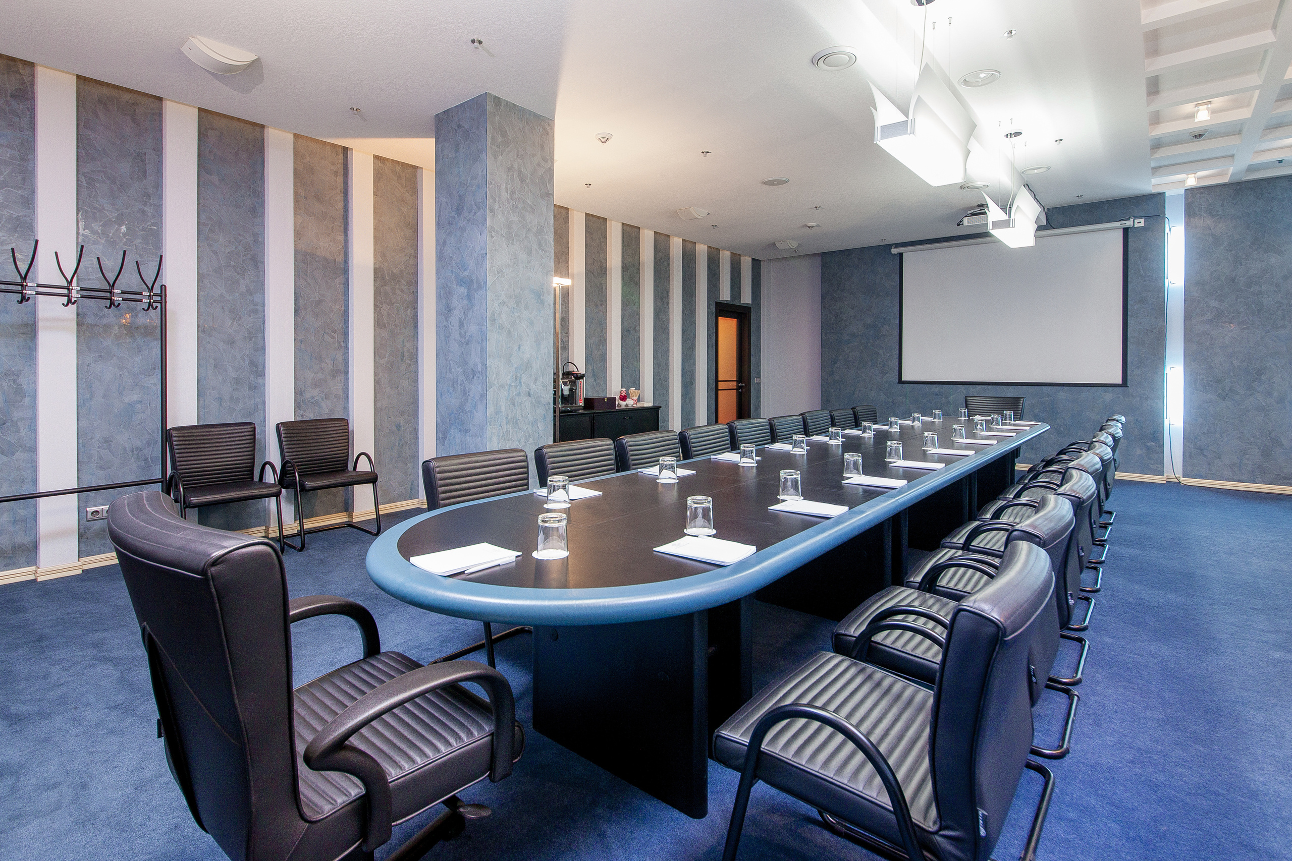 Конференц залы. Интерьерный фотограф Краснодар: профессионально по доступным ценам