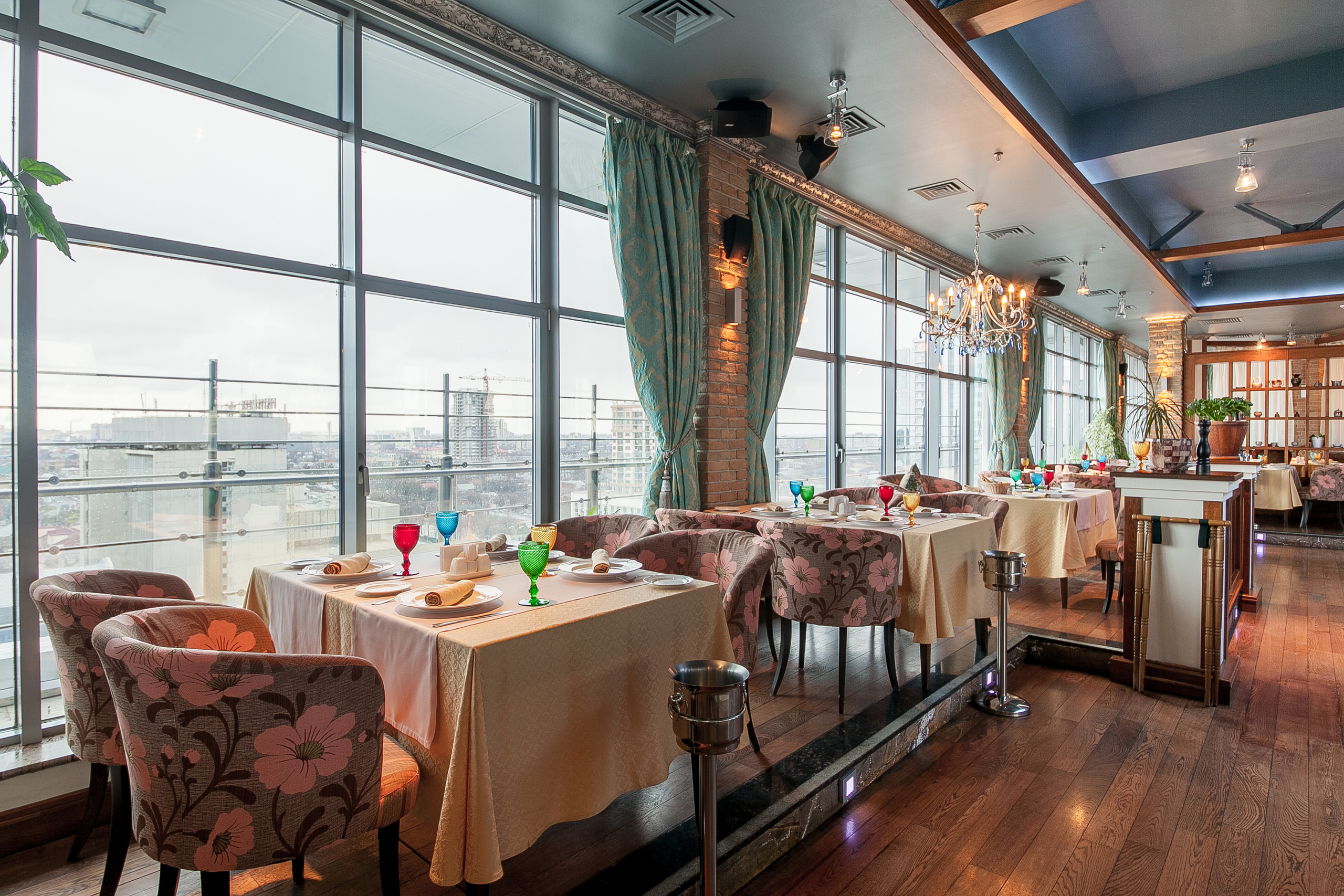 Рестораны, банкетные залы. Интерьерный фотограф Краснодар: профессионально по доступным ценам