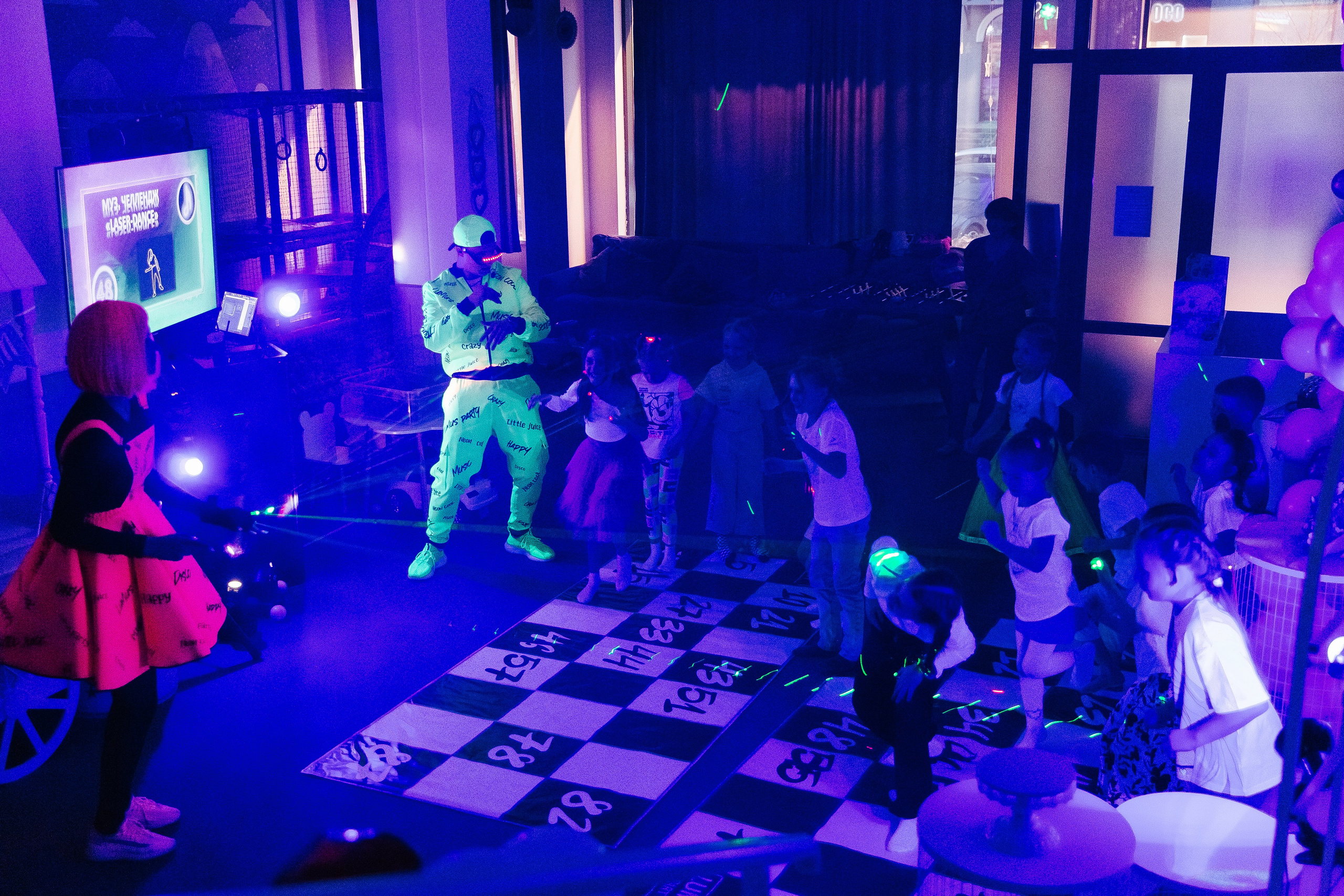 Неоновая вечеринка. Фотограф в Красноярске Любовь Малеева